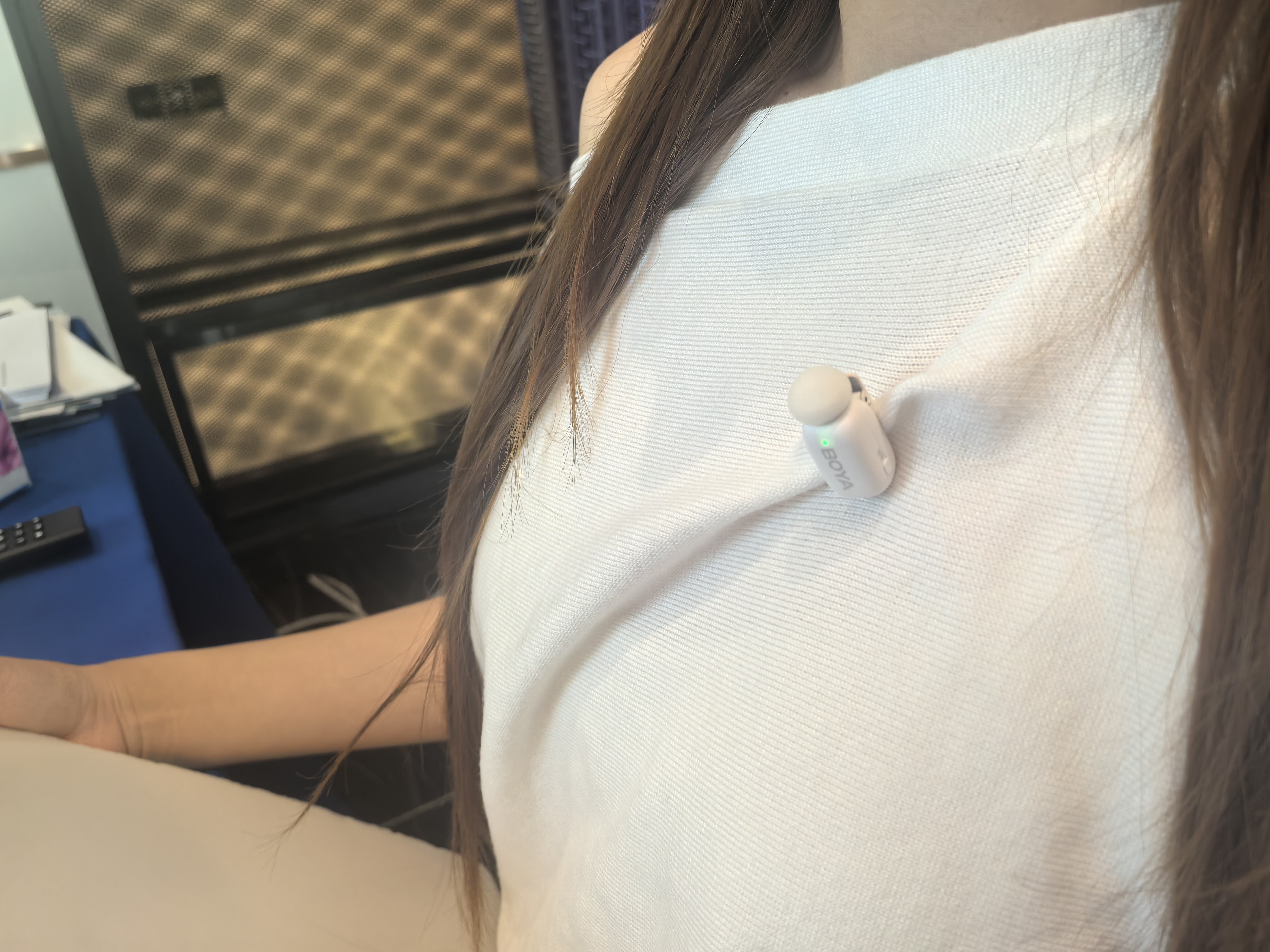 BOYA博雅麦克风mini 2无线领夹麦克风手机直播收音麦 一拖二夹领式AI智能降噪迷你话筒收音器 实拍图