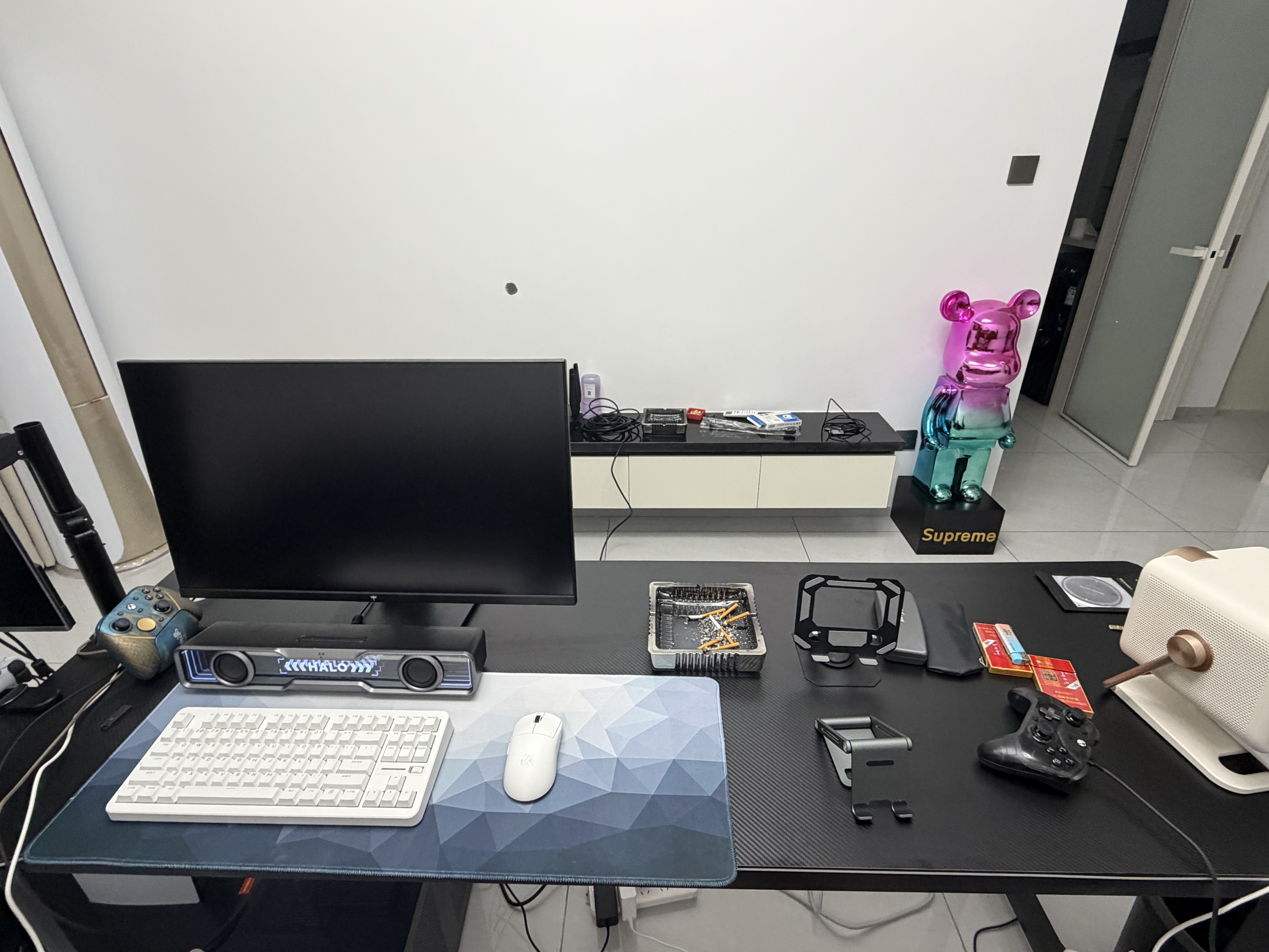 甄严选电脑桌台式家用电竞游戏桌双人办公台书桌简约书房学习桌写字桌子 加厚碳纤纹理-180CM【大双人桌】 实拍图
