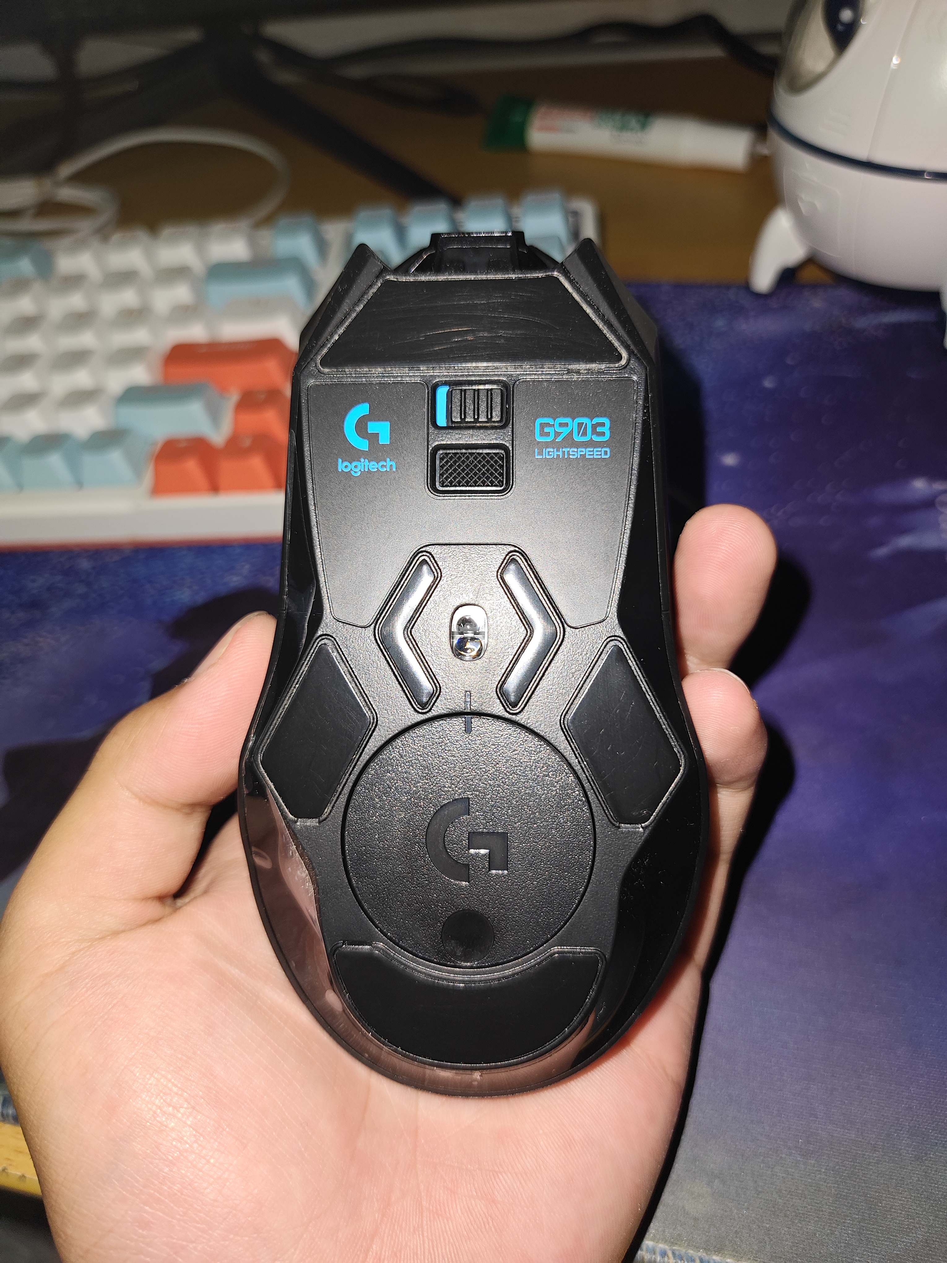 罗技（G） G903无线鼠标游戏电竞充电 RGB灯光机械宏编程fps吃鸡英雄联盟送男生男友礼物 G903 HERO+无线充电底座 实拍图