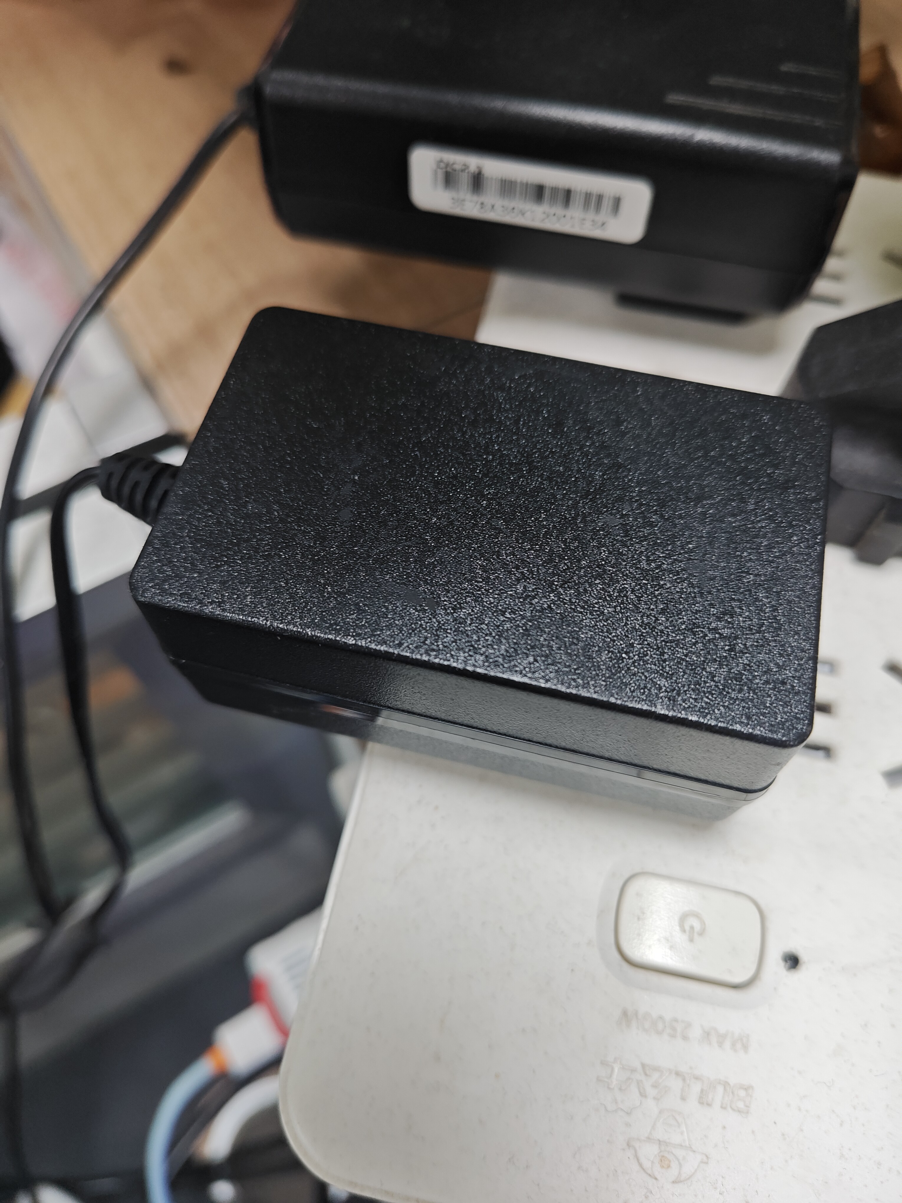 悠品12V3A电源适配器电脑显示器电源线路由器机顶盒监控摄像头DC充电器5.5*2.5/2.1mm圆口通用2A 实拍图