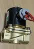 伊莱科（ELECALL）电磁阀 (6分)  AC220V 铜制 水阀油阀气阀 常闭型 2W-200-20 实拍图