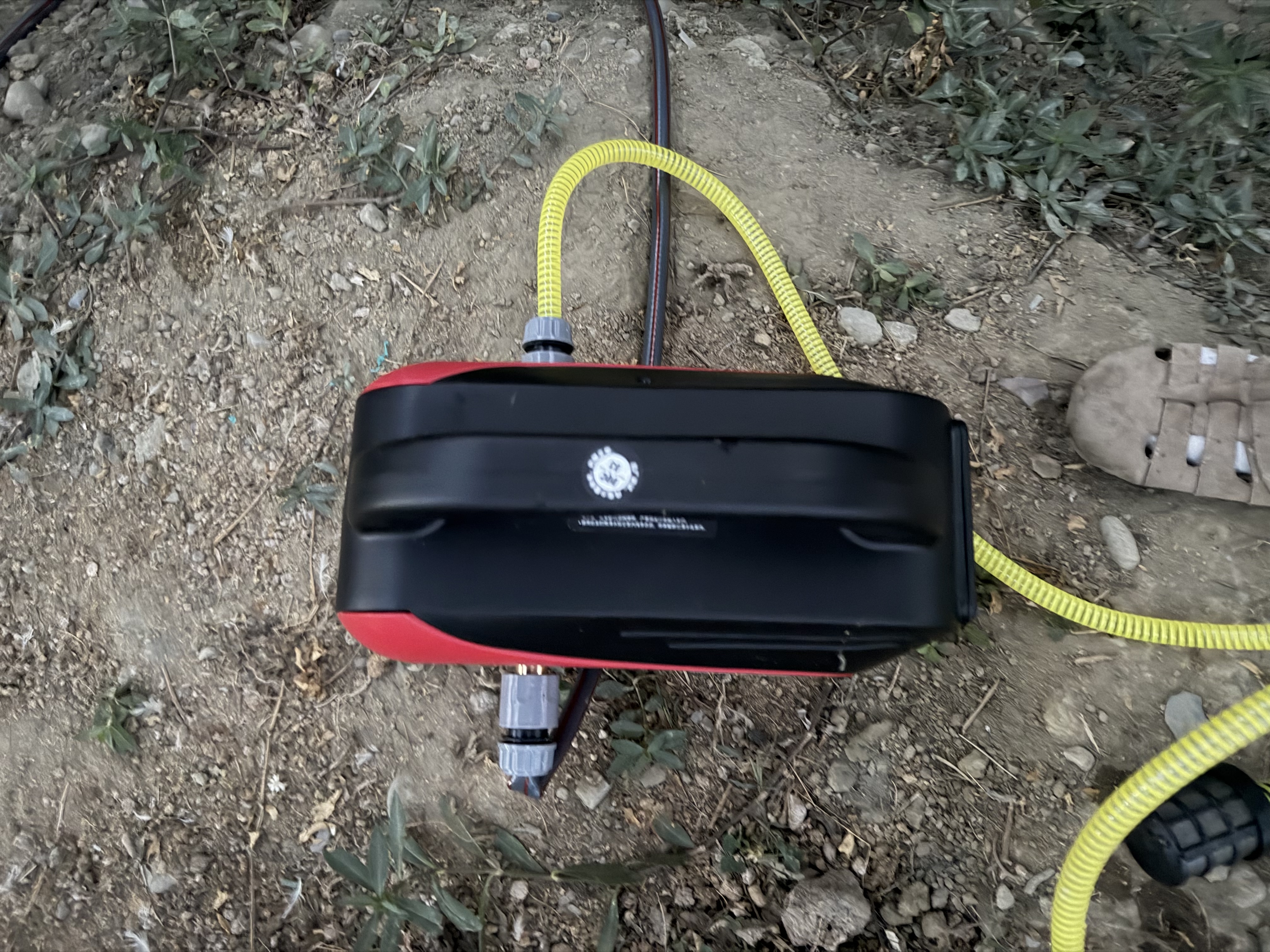 德力西电气（DELIXI ELECTRIC）抽水泵充电式浇菜家用洗车浇地菜地浇水神器农用灌溉电动抽水机 2电4缸【强续航】22米管 实拍图