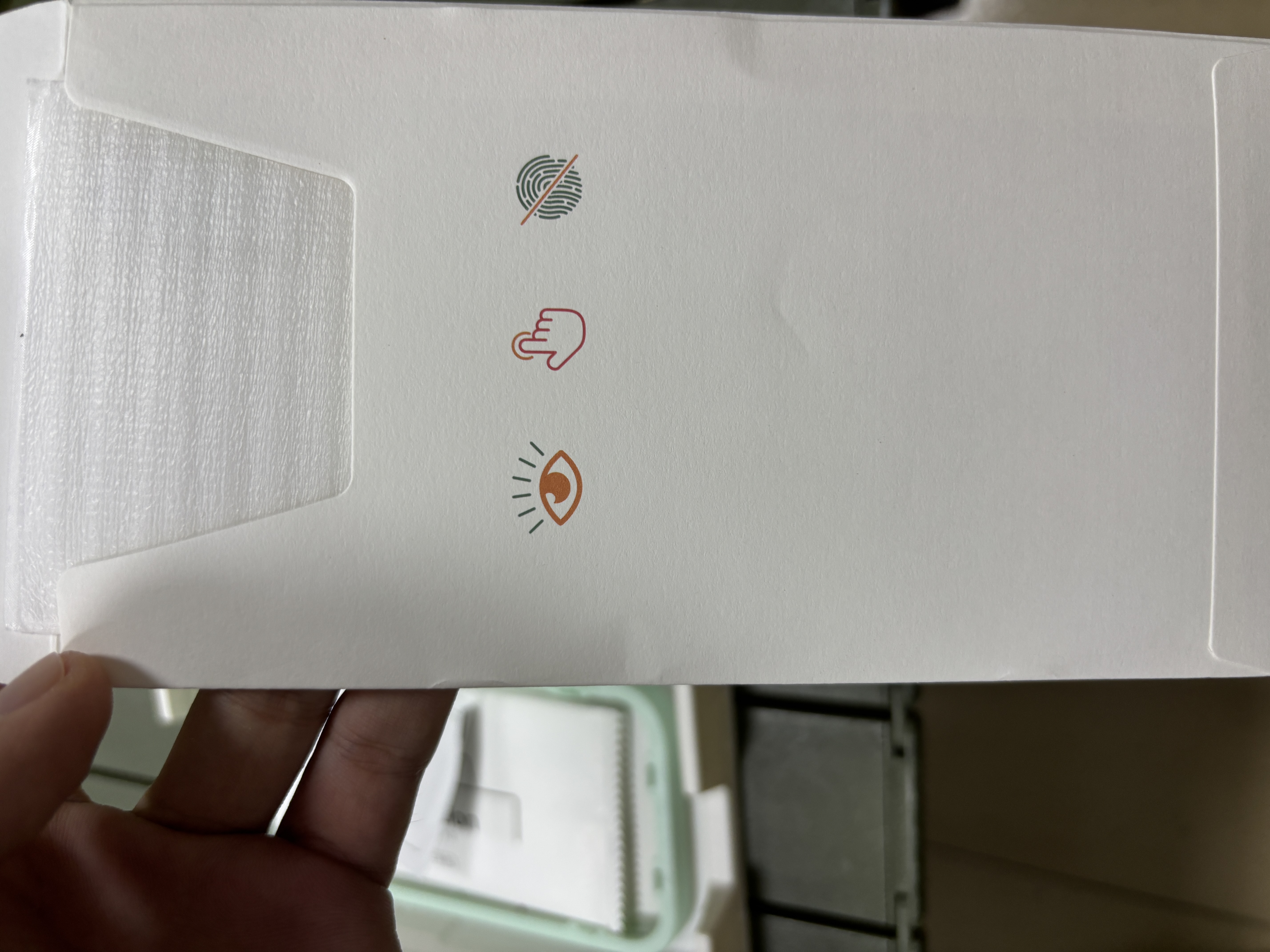 绿联【无黑边不挡屏】适用iPhone17Pro钢化膜苹果17Pro手机膜无边全屏高清抗指纹防摔防爆保护膜 2片装 实拍图