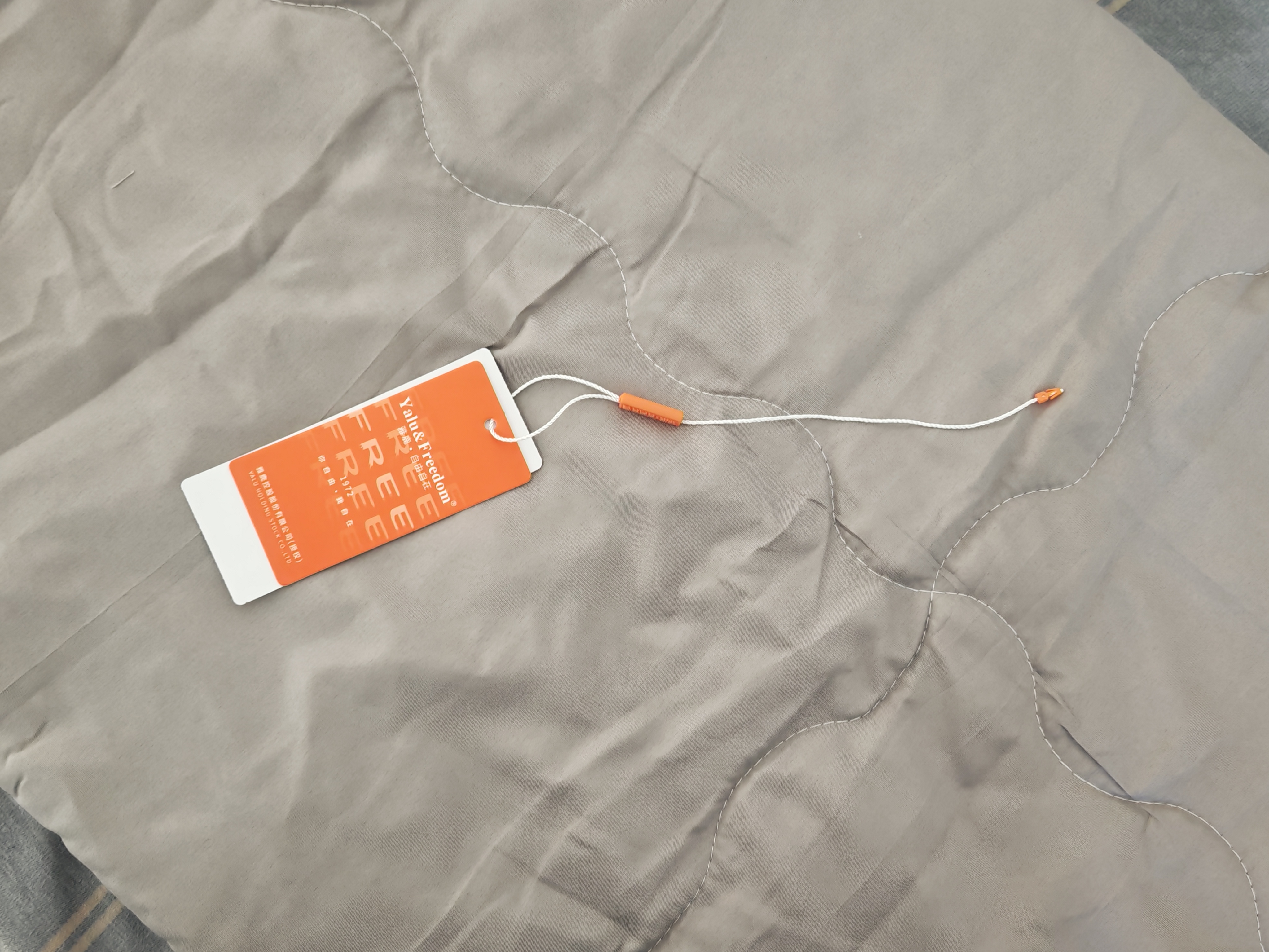 雅鹿·自由自在被子空调被夏凉被单人A类抗菌纤维夏季薄被180*200cm 浅灰 实拍图