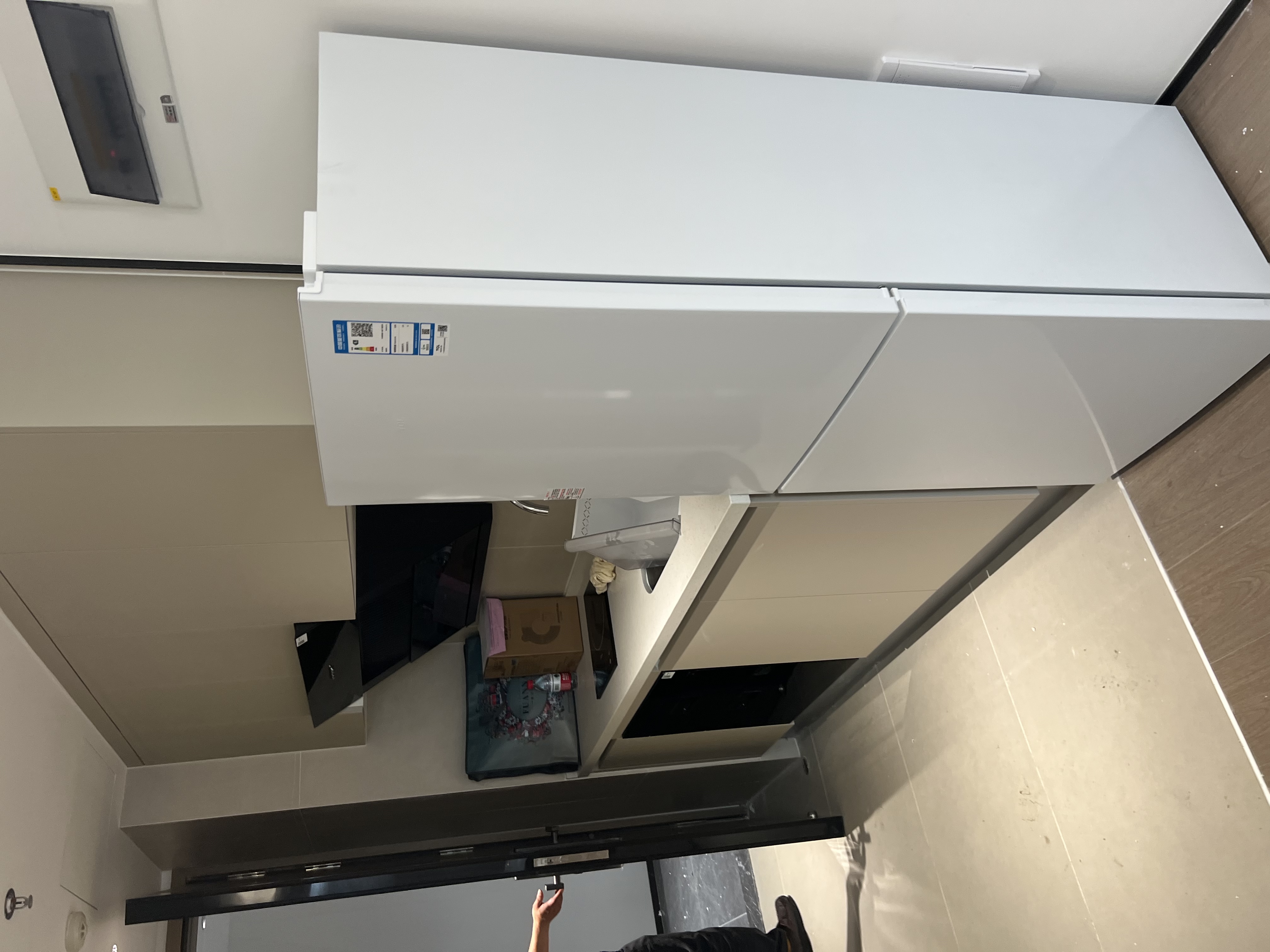 TCL 190L两门风冷无霜白色小冰箱家用电冰箱小型租房宿舍一级能效家双开门R190V5-B1世界杯推荐 实拍图