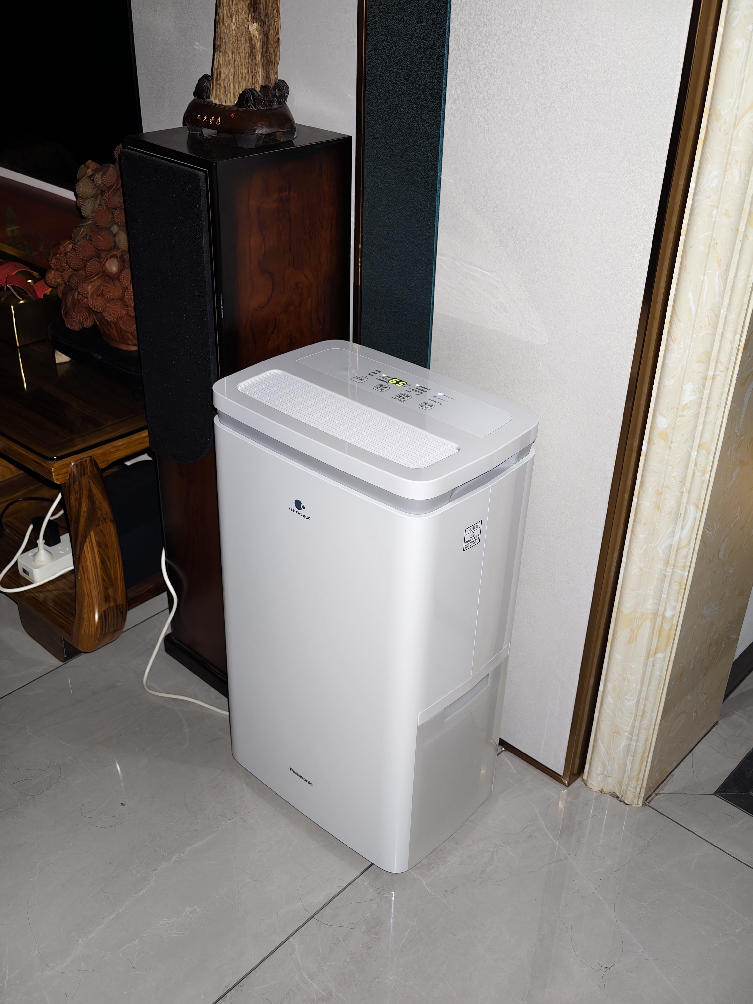 松下（Panasonic）除湿机/抽湿机 除湿量50升/天 120㎡家用地下室别墅商用回南天吸湿机除菌款F-100C5YXC 实拍图