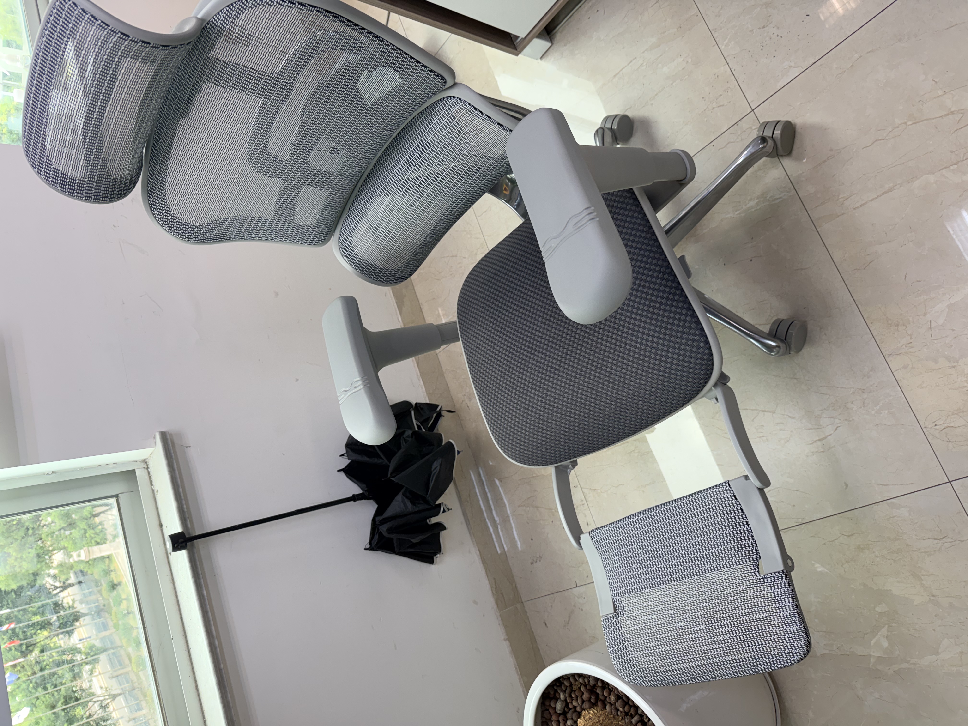 Ergonor保友金豪b雄鹰 人体工学椅 电脑椅 电竞椅办公椅子可躺老板椅 【金豪b雄鹰】银白网(云感科技坐垫)+躺舒宝 实拍图