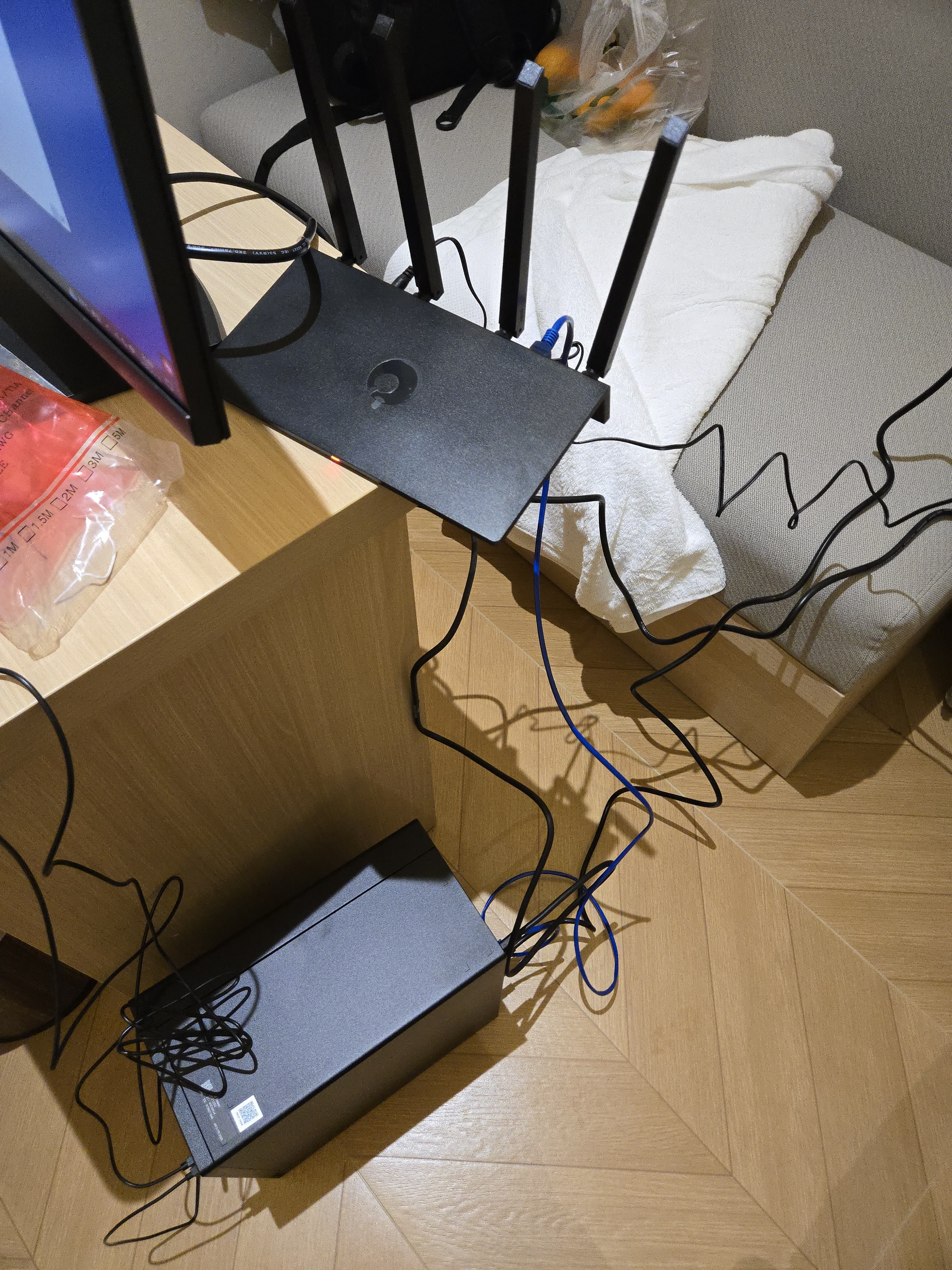 贝锐蒲公英 4g路由器x4c插卡路由器无线穿墙移动插卡cpe全网通sim卡随身wifi企业异地组网nas非工业级 实拍图