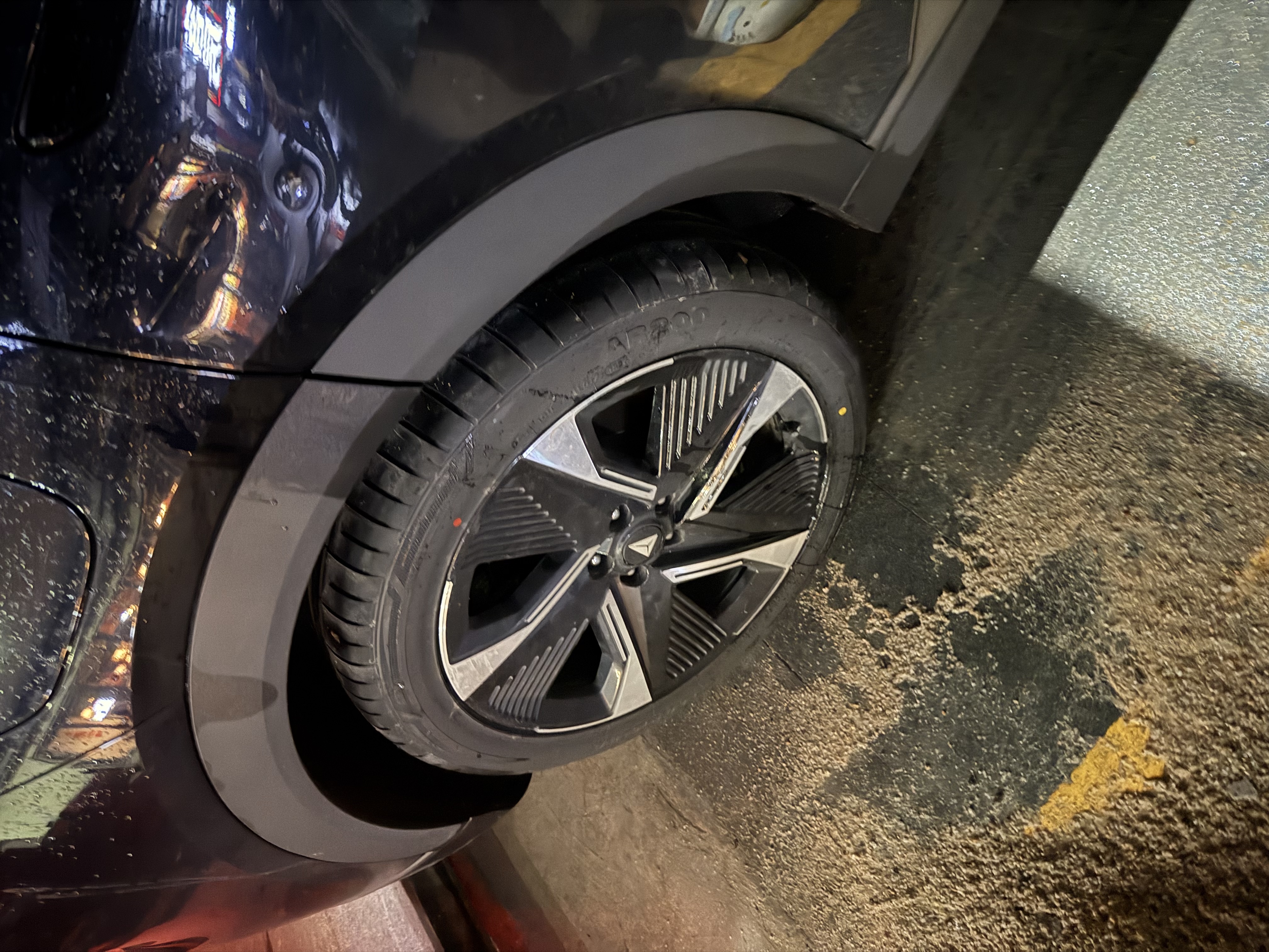 玲珑轮胎汽车轮胎255/45R20 105W XL臻选AR200 捷途X70/X90/红旗HS5 实拍图