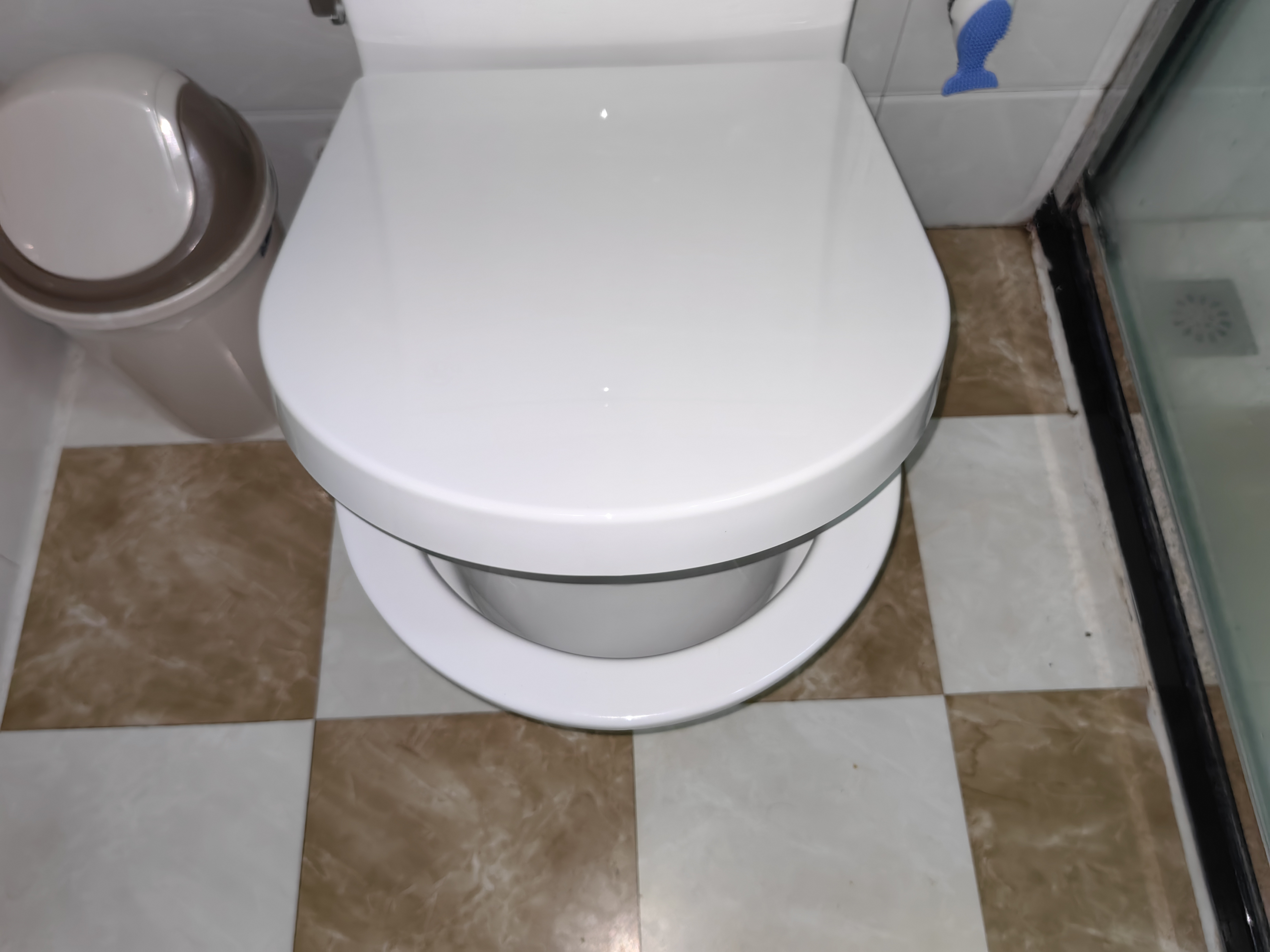 潜水艇马桶盖通用坐便器盖子家用加厚盖板老式抽水马桶圈器配件缓降 U型耐压圆底座快拆款MG2 实拍图