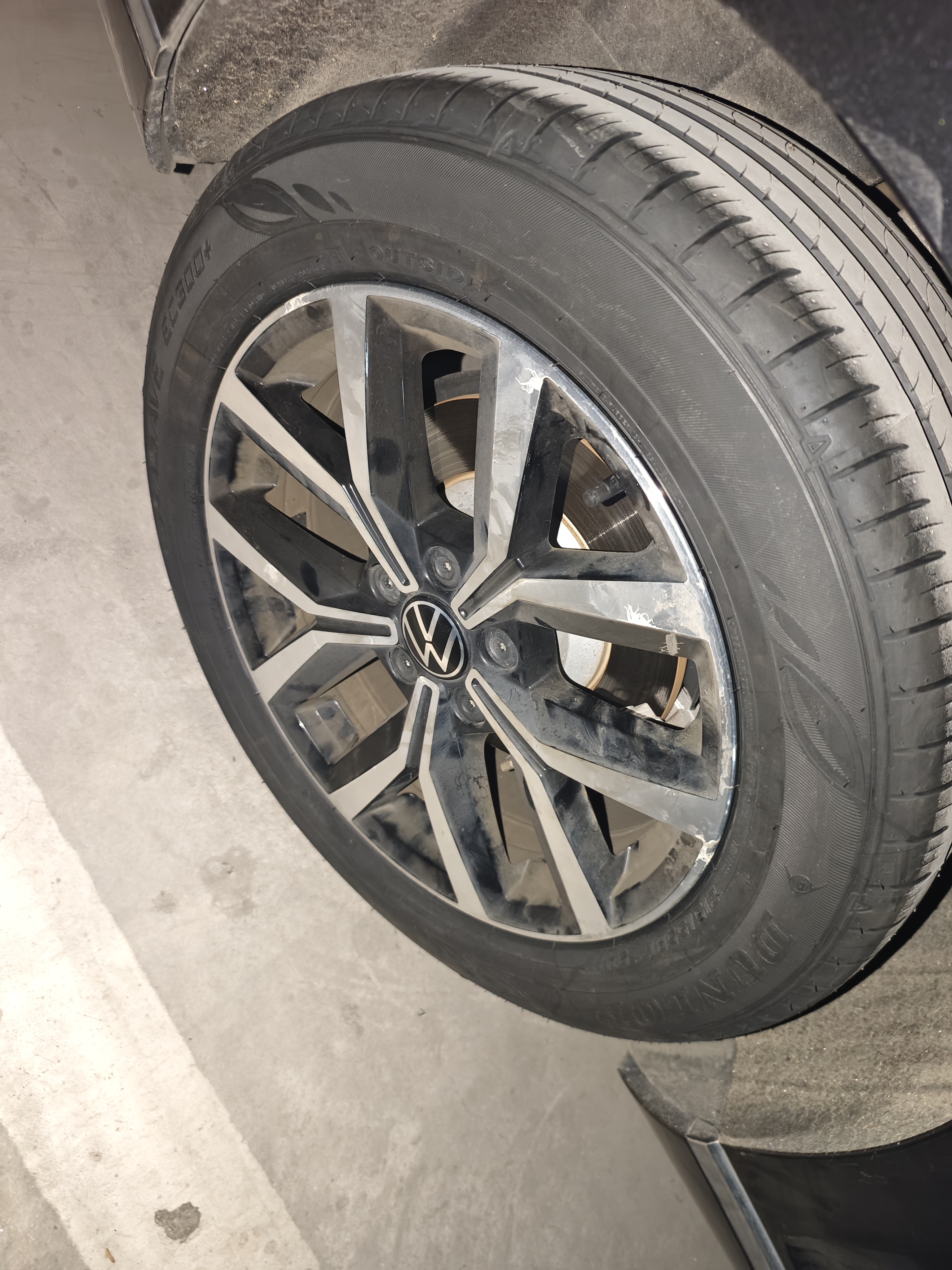邓禄普（DUNLOP）汽车轮胎215/55R17 94V ENASAVE EC300+原配新迈腾/Passat帕萨特 实拍图