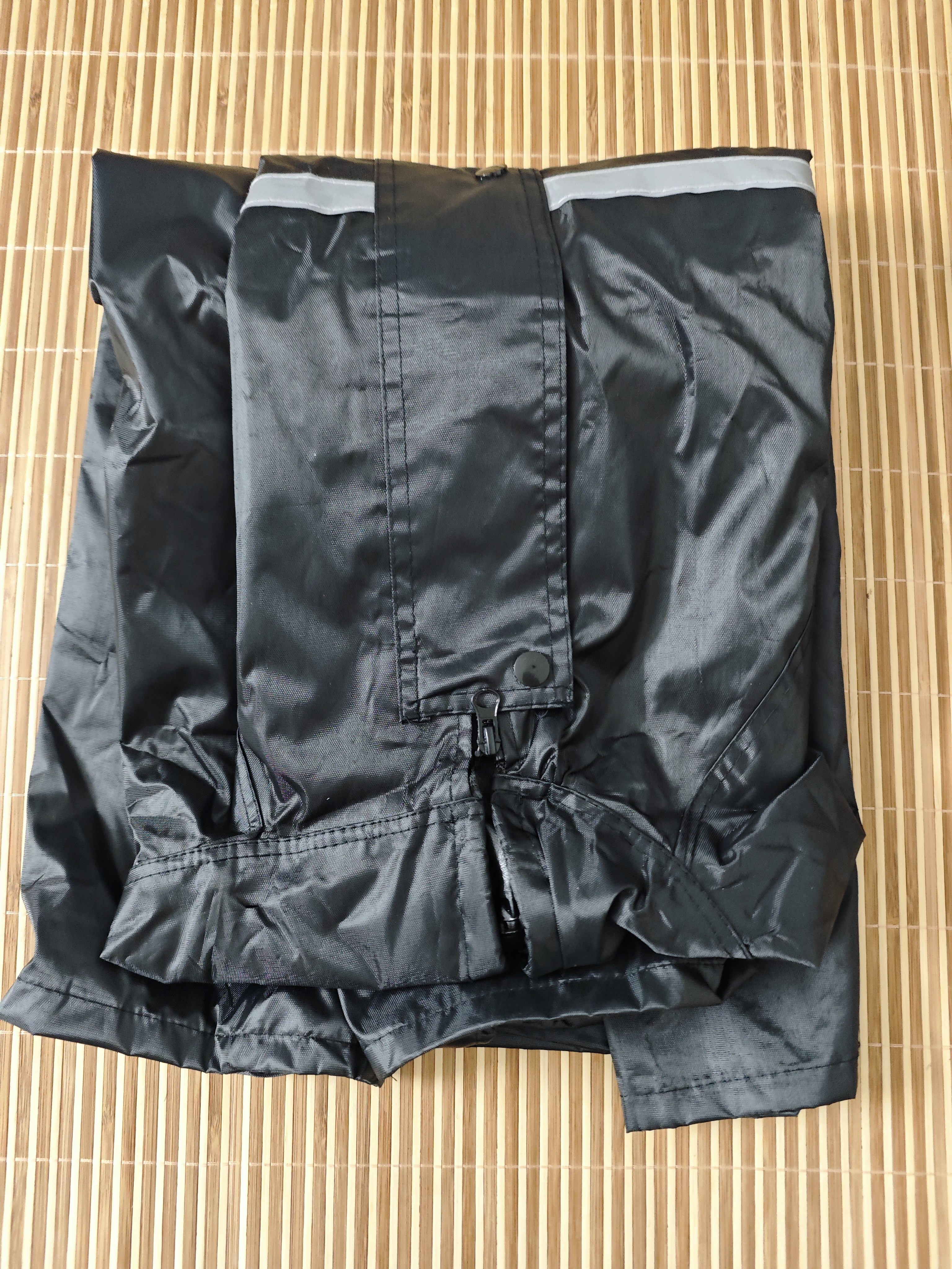 乐优佰易 反光成人雨衣套装分体式 C牛津布单帽檐 XXL 防暴雨含雨裤骑车交通 实拍图