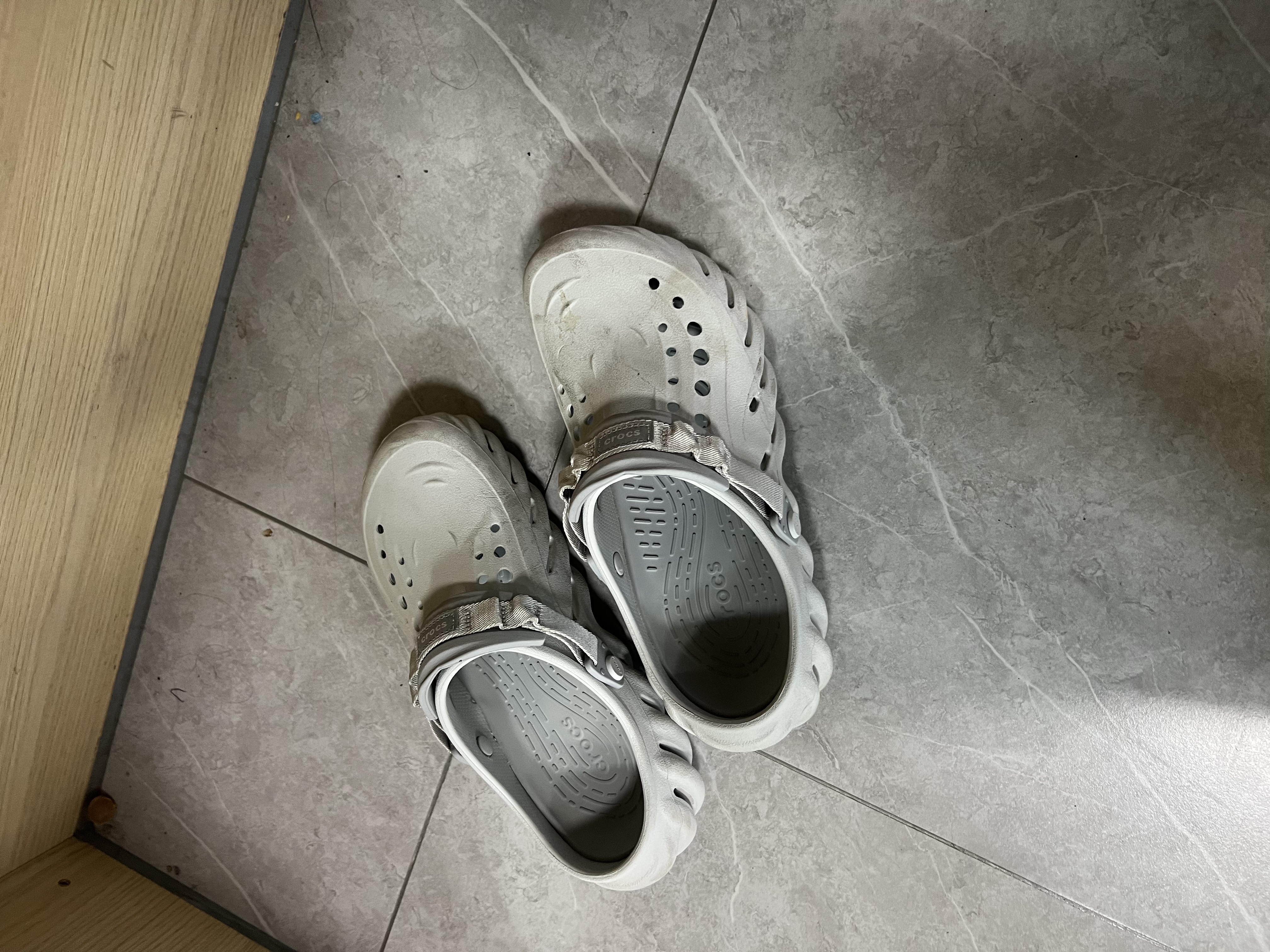 CROCS卡骆驰檀健次同款波波洞洞鞋|207937 大气灰-1FT 43(270mm) 实拍图