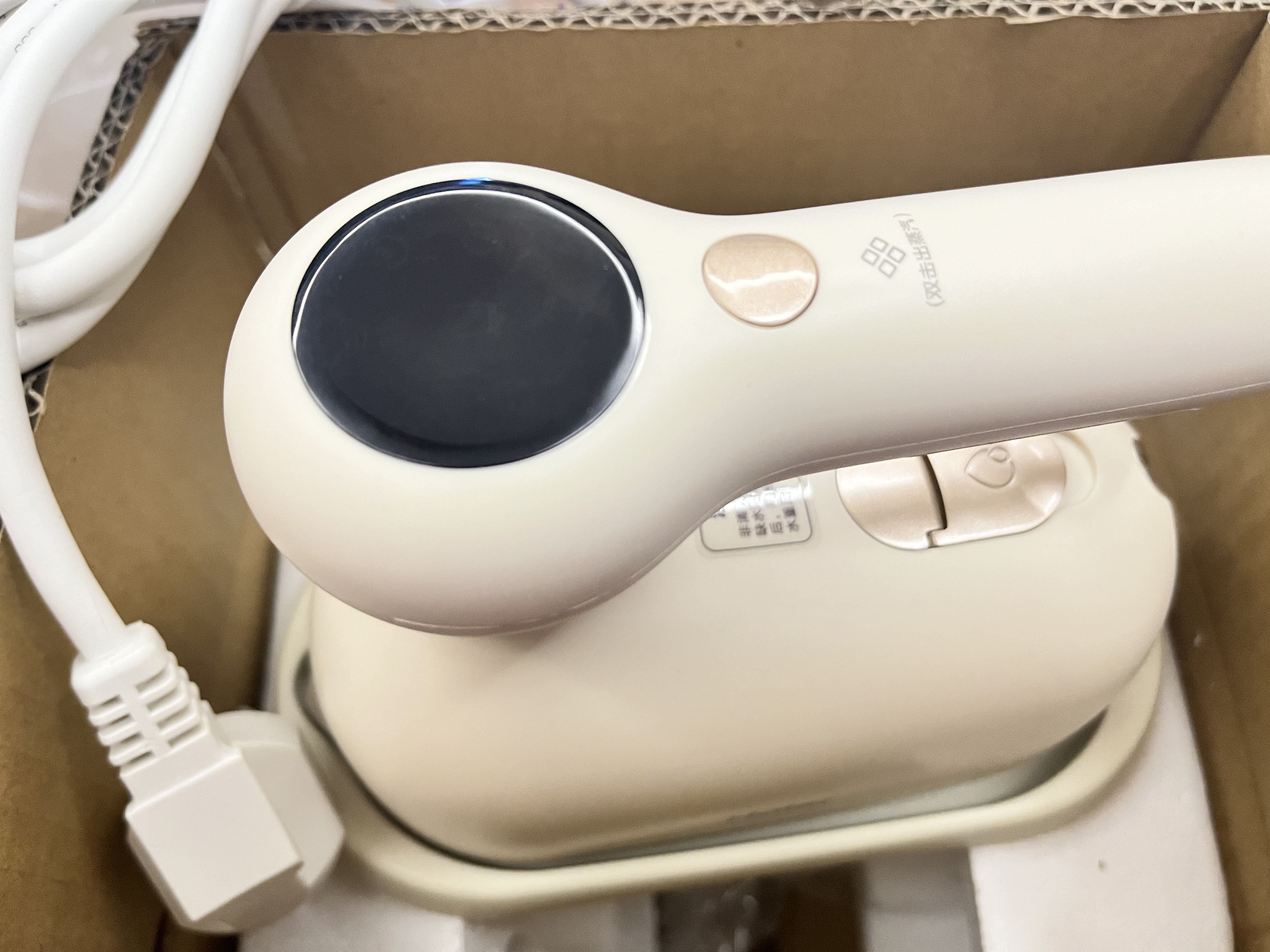 海尔（Haier）【新品】方糖系列大面板手持挂烫机72g/min升级爆炸增压蒸汽120ml可视水箱家用折叠拼豆YM1502Pro 实拍图