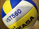 MIKASA米卡萨 中国中学生体育协会排球分会指定训练5号排球 VST560 实拍图