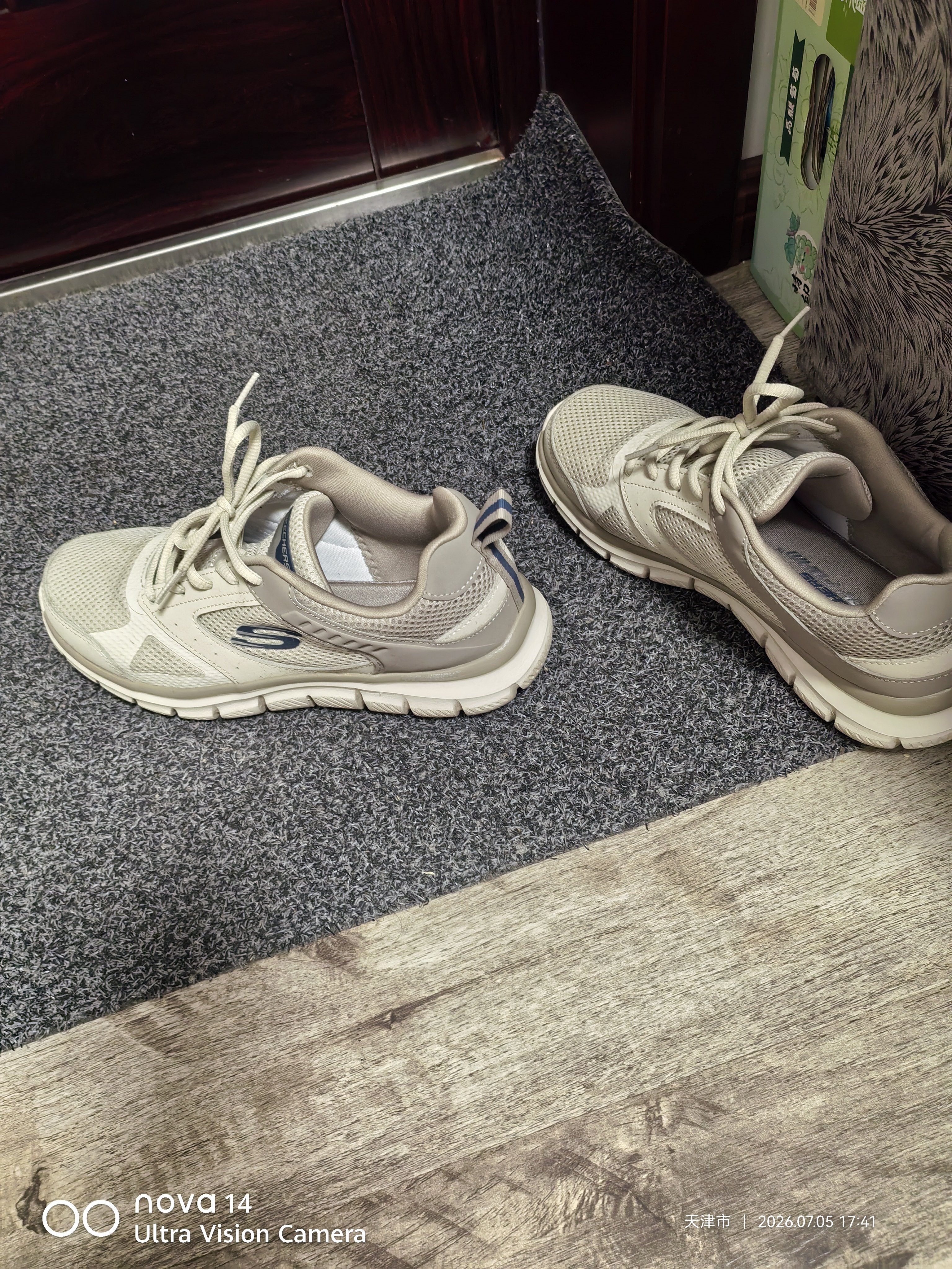 斯凯奇（Skechers）运动鞋男士夏季网面透气休闲鞋户外软底轻便跑步鞋232398 实拍图