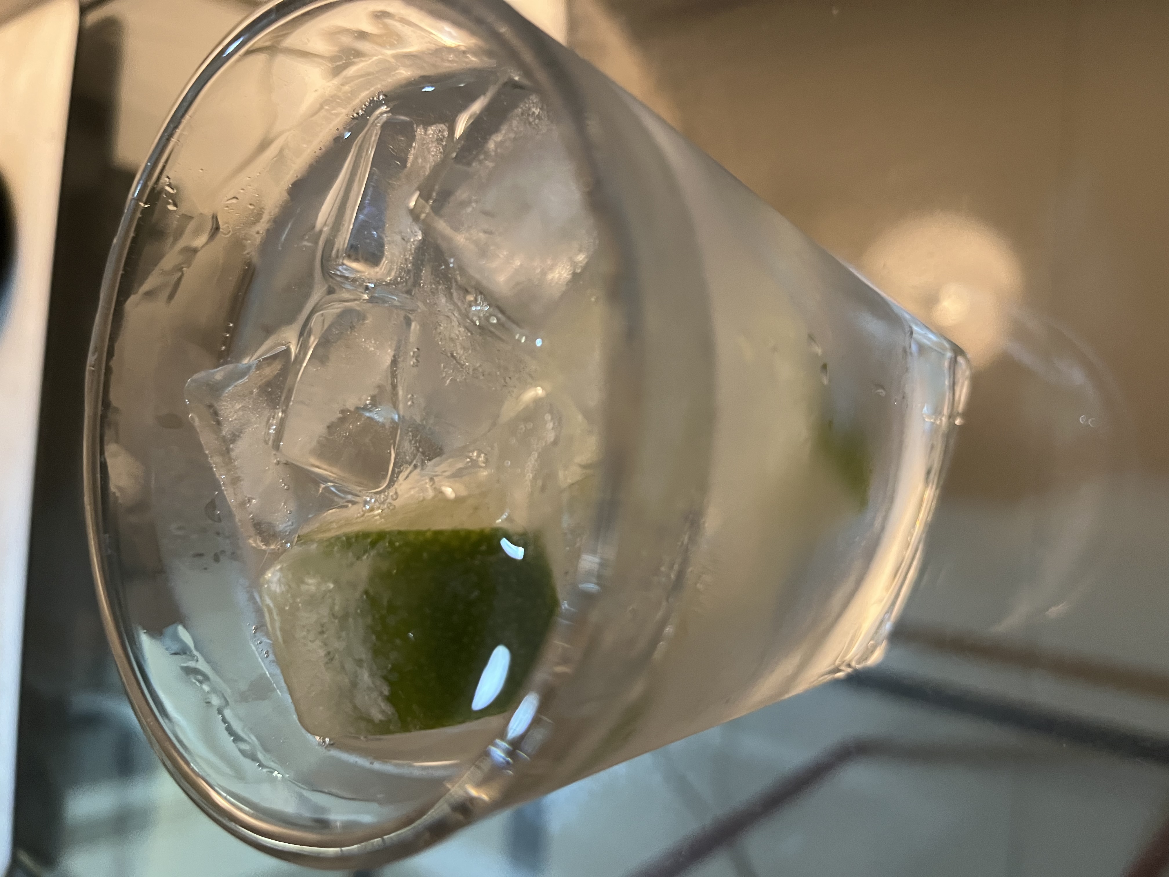 必富达（Beefeater）金酒 琴酒杜松子酒 英国伦敦进口烈酒  蒸馏酒 700ml  调酒送礼 实拍图