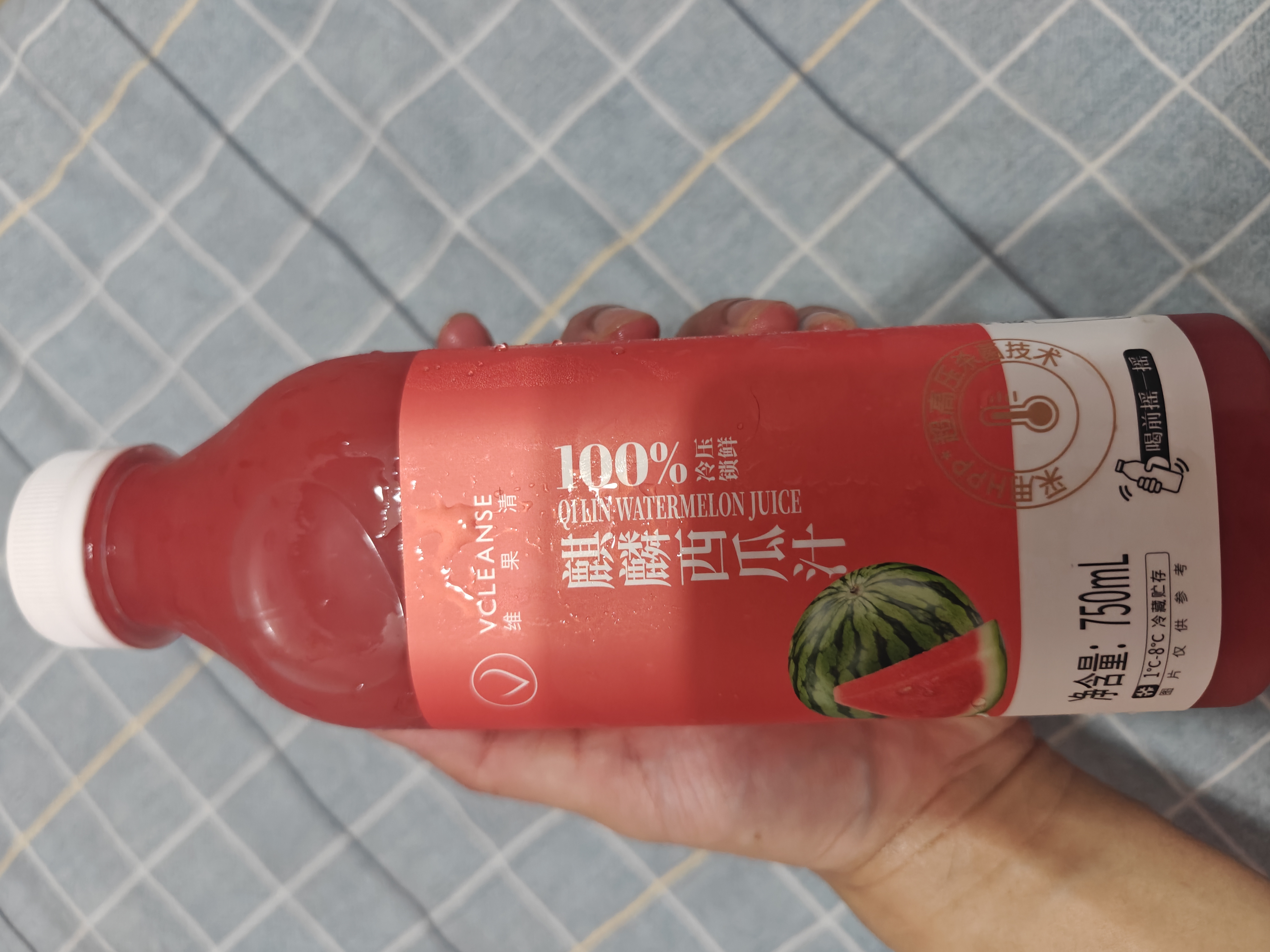维果清100%麒麟西瓜汁HPP鲜榨果汁冷藏饮料大瓶装750ml*2瓶 实拍图