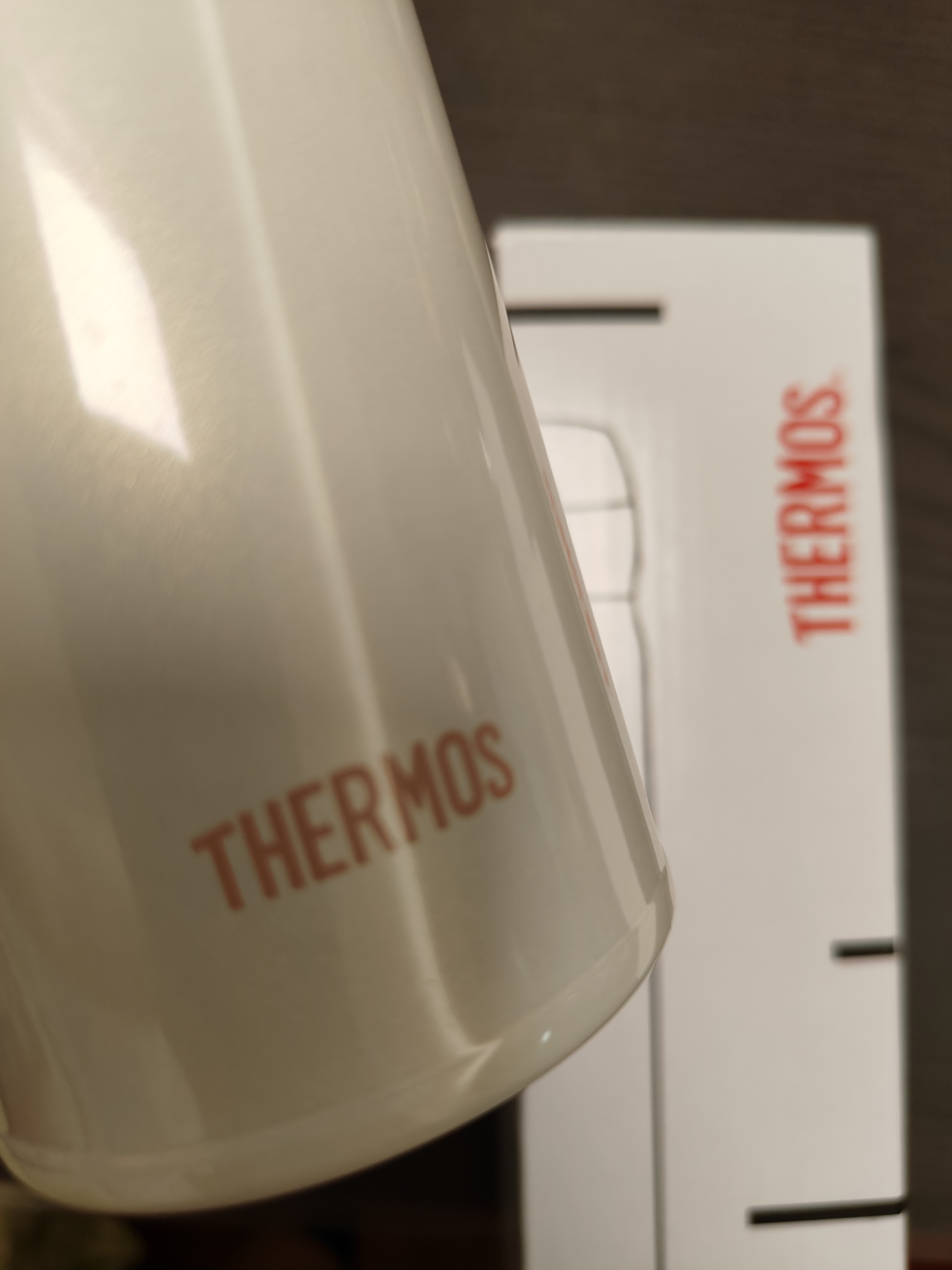 膳魔师（THERMOS）保温杯316钢500ml男女士儿童水杯子实用生日礼物JNL-500S PRW 实拍图