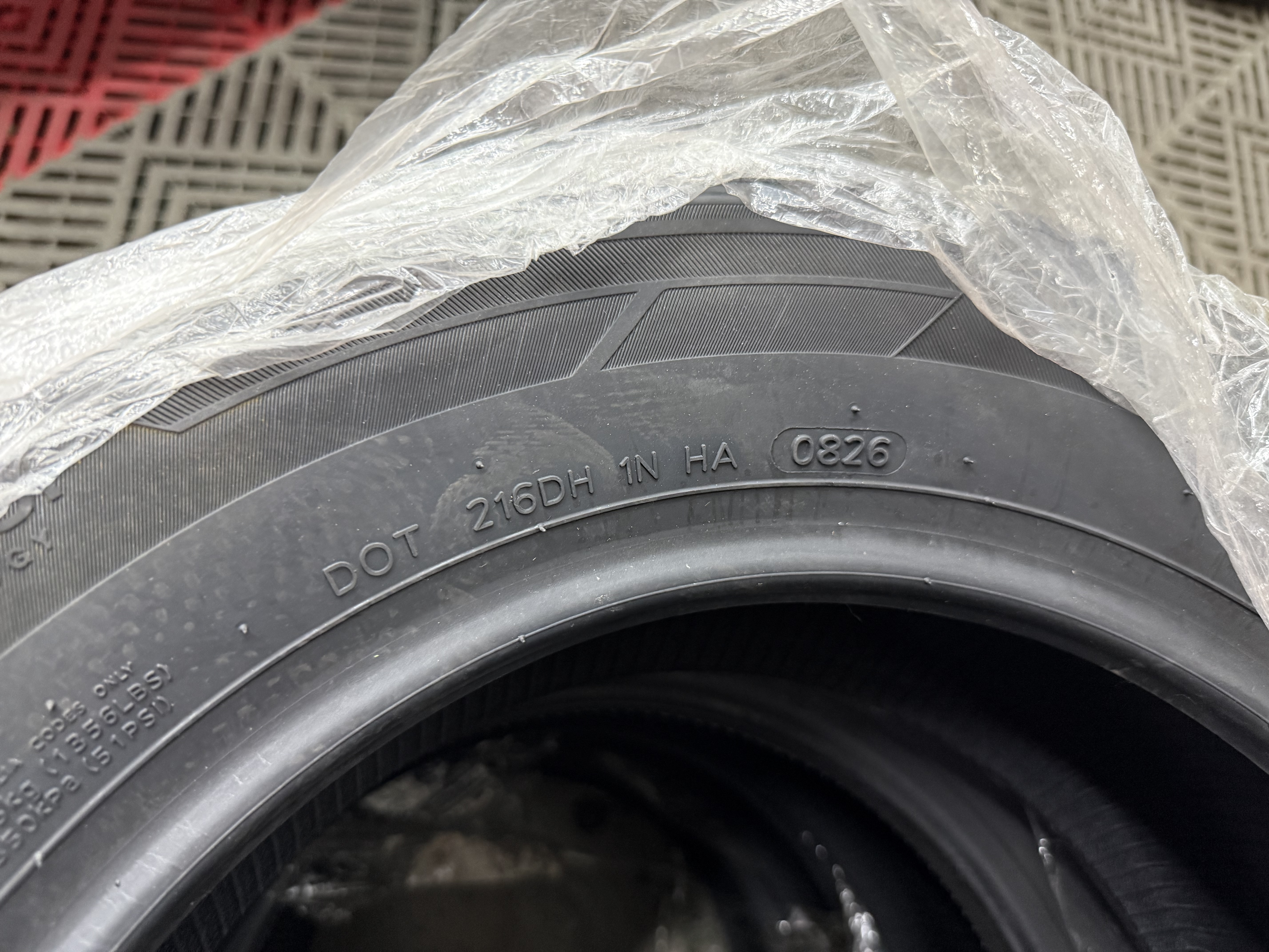 韩泰（Hankook）汽车轮胎 195/65R15 91H H308 原配宝来/福瑞迪/朗逸 适配卡罗拉 实拍图