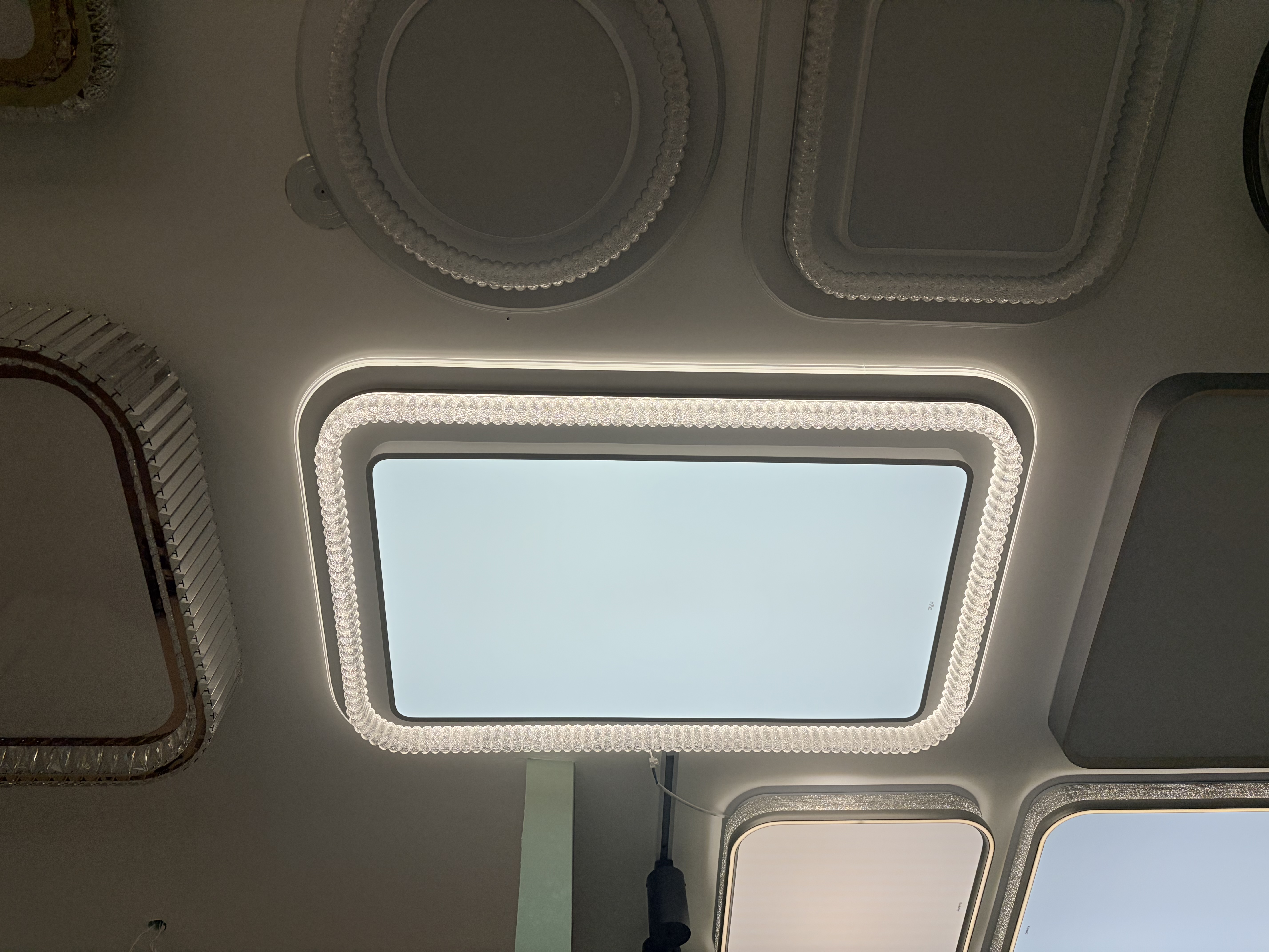 雷士（NVC）LED射灯家用嵌入式背景墙防眩洗墙小山丘铝材白色7瓦暖白显色Ra98 实拍图