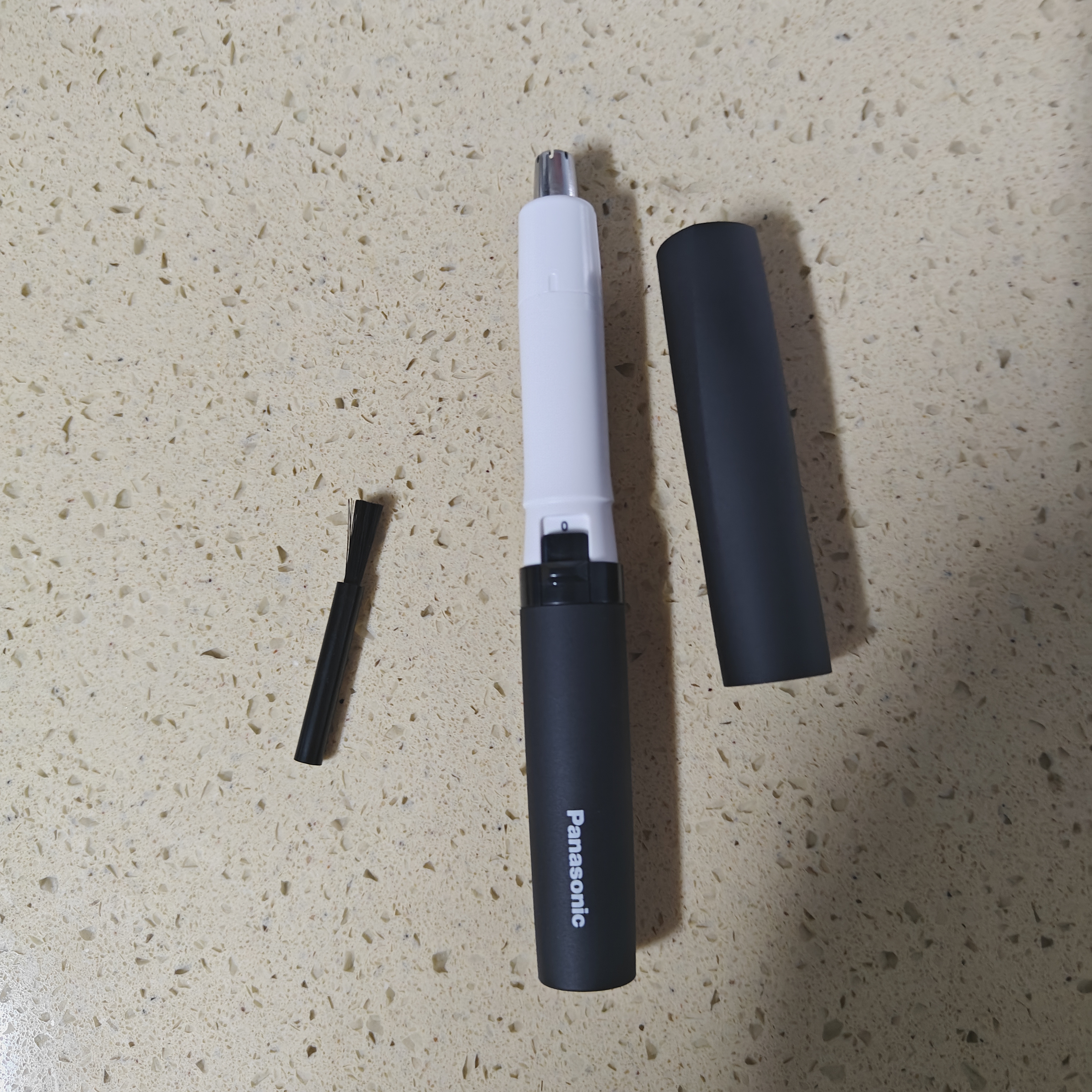 松下（Panasonic）电动鼻毛修剪器男士剃鼻毛器修剪鼻毛刮鼻毛修剪神器小巧便携 生日节日礼物送男士 GN20黑色 实拍图