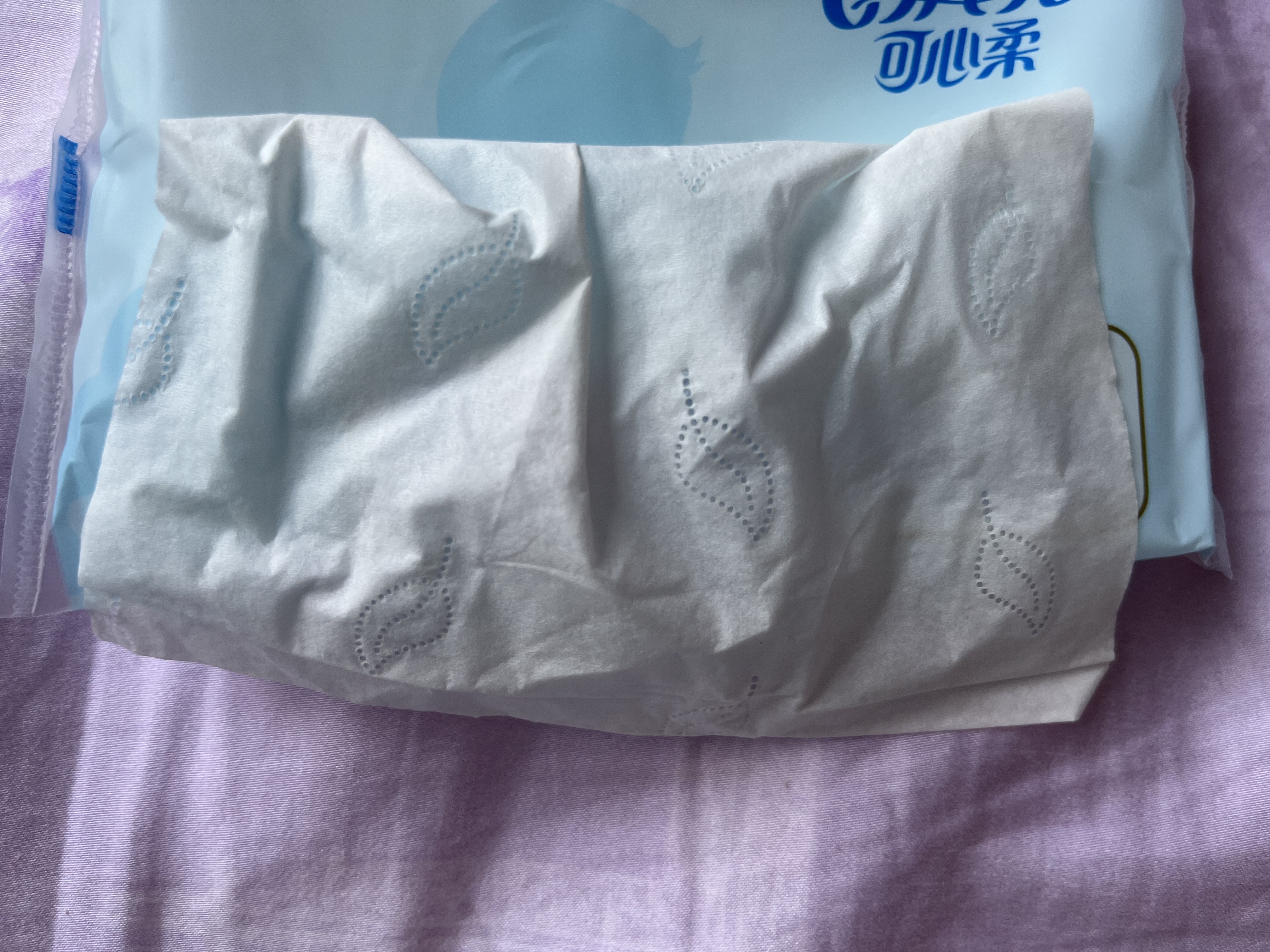 可心柔（COROU）抽纸 3层100抽*24包M码 婴儿柔纸巾保湿纸巾 云柔巾 乳霜纸 整箱 实拍图