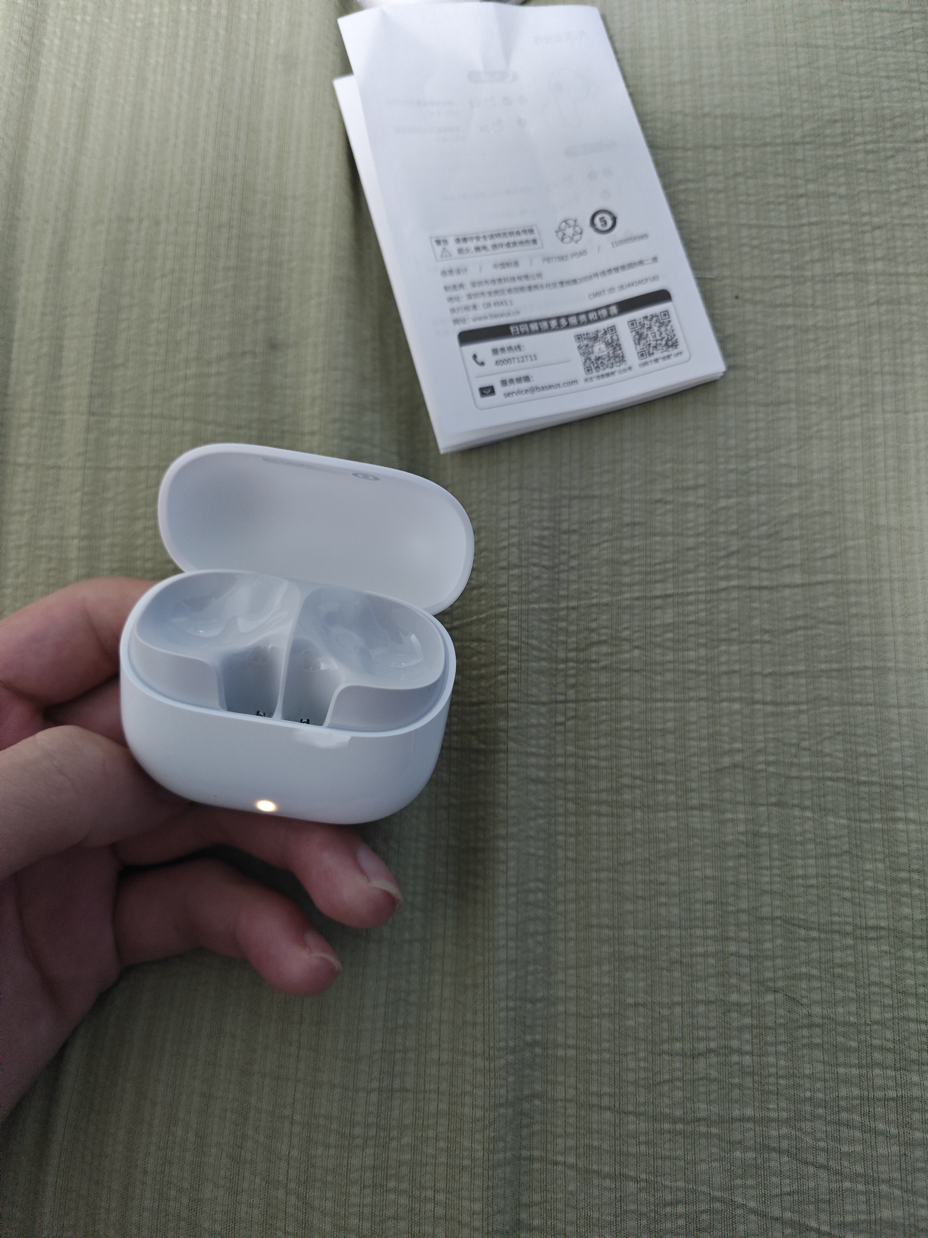 倍思M4s 入耳式降噪AI蓝牙耳机无线 -55dB耳道自适应降噪 同轴双单元 适用于苹果华为荣耀OPPO手机 实拍图