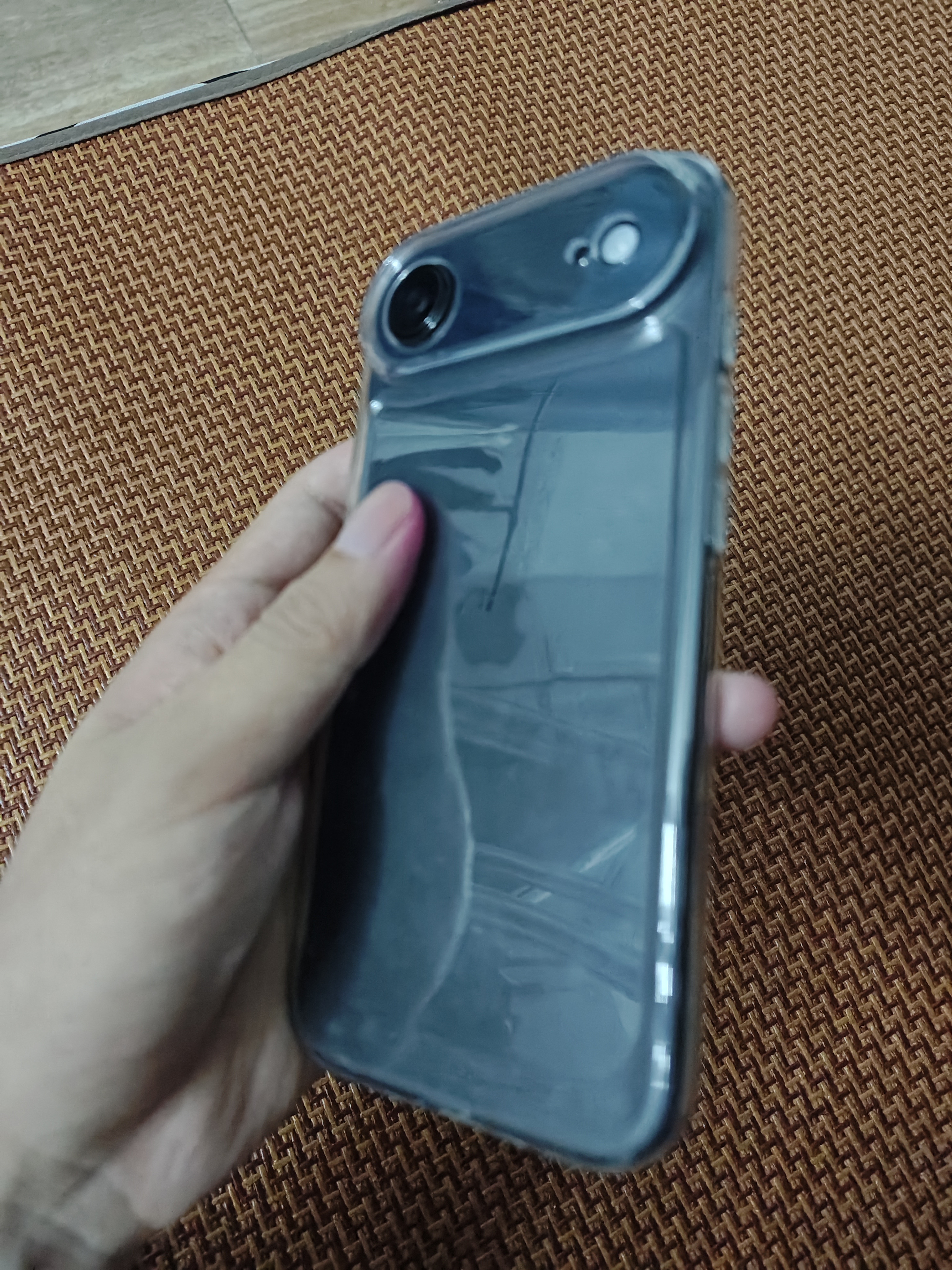 Apple/苹果【开通联通eSIM送200G流量】iPhone Air 256GB 深空黑色【需现场激活】 实拍图