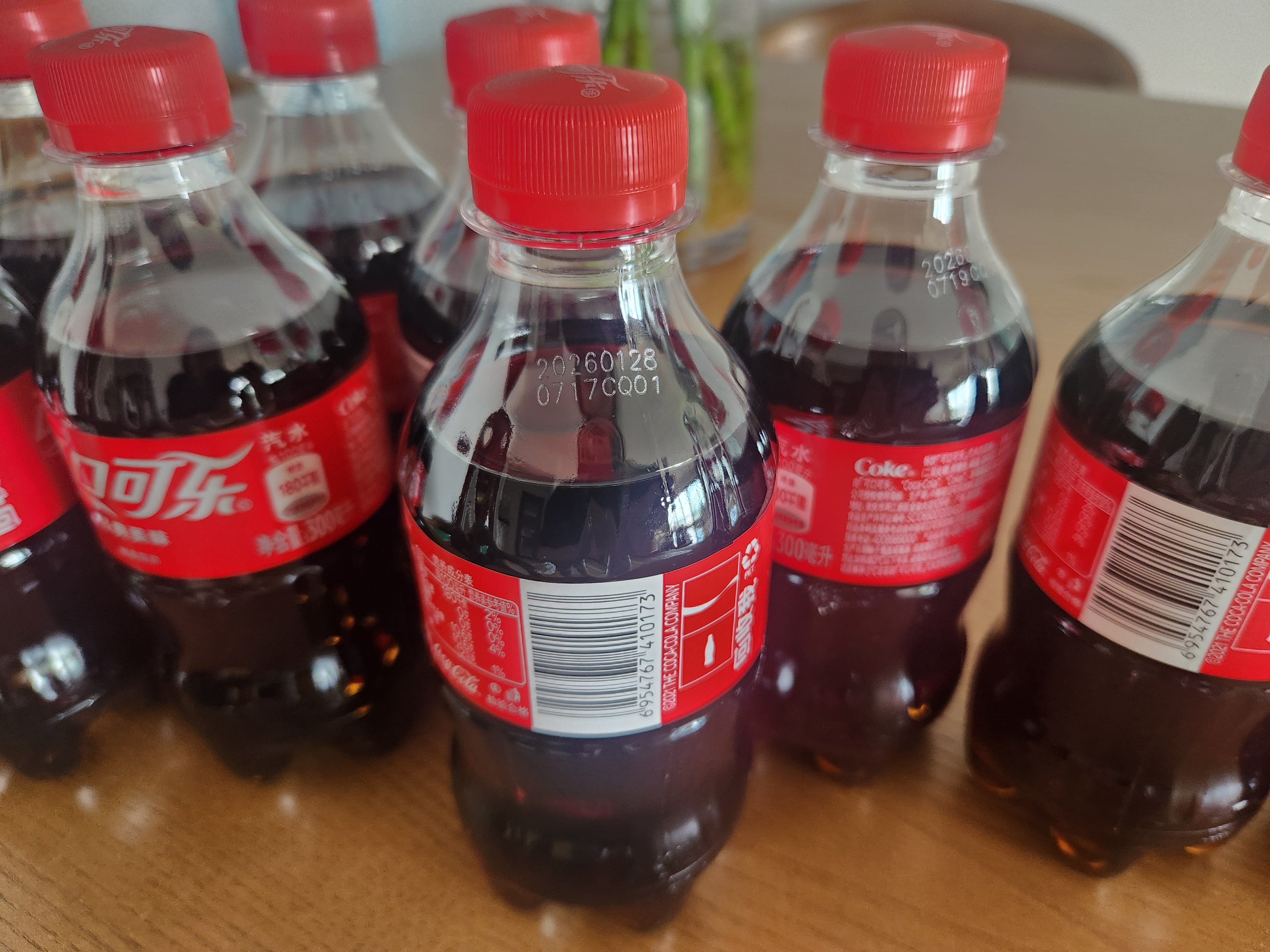 可口可乐（Coca-Cola）汽水 碳酸饮料 300ml*12瓶 整箱装 实拍图