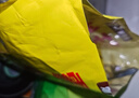霸王丝 休闲零食湖南特产怀旧辣丝大礼包 青豆辣条礼盒550g/盒 实拍图