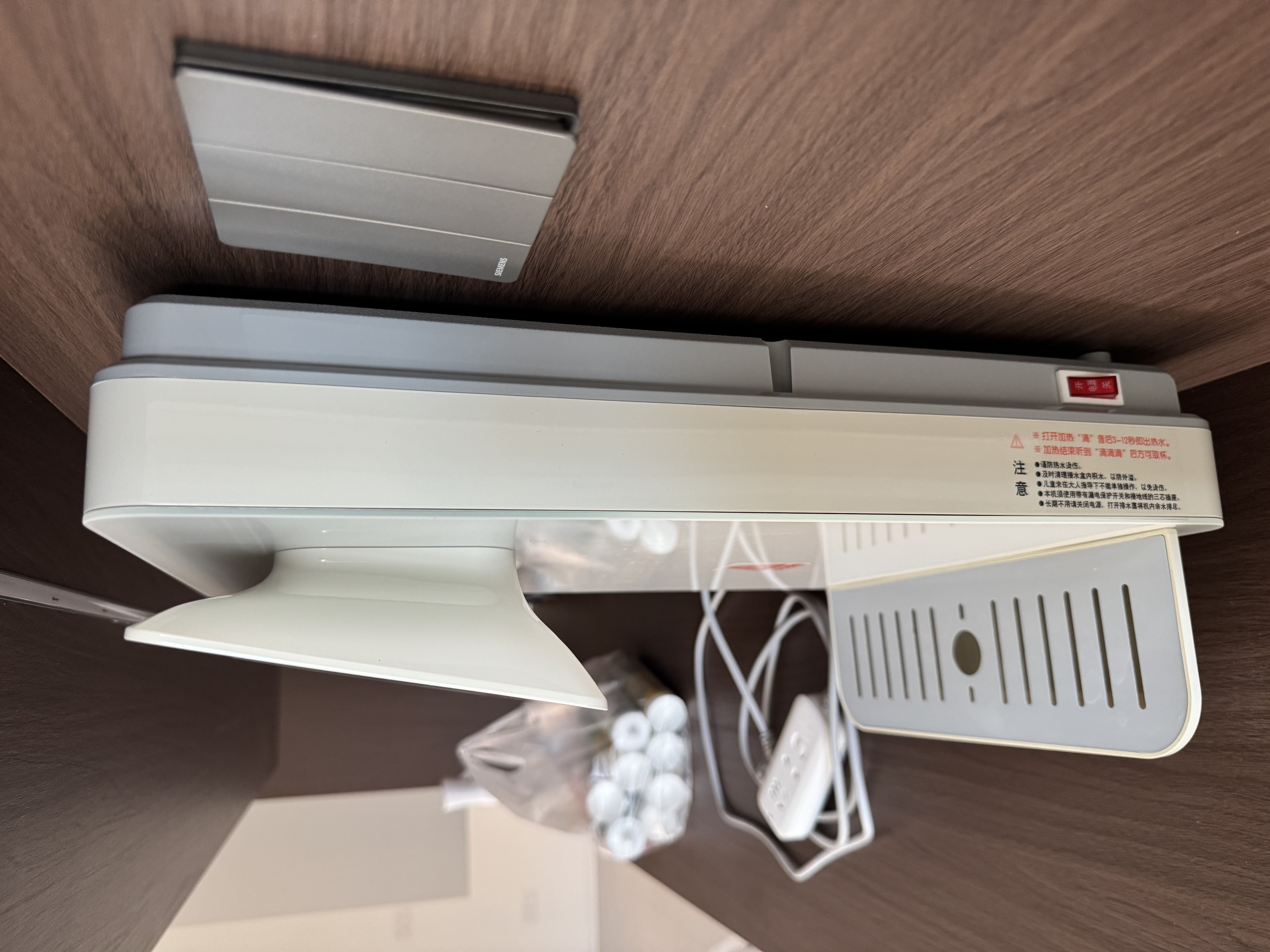 霍尼韦尔（Honeywell）壁挂式管线机家用 净水器净饮机伴侣 100℃真沸腾 即热式直饮 水电分离 GX-EH01-H 实拍图