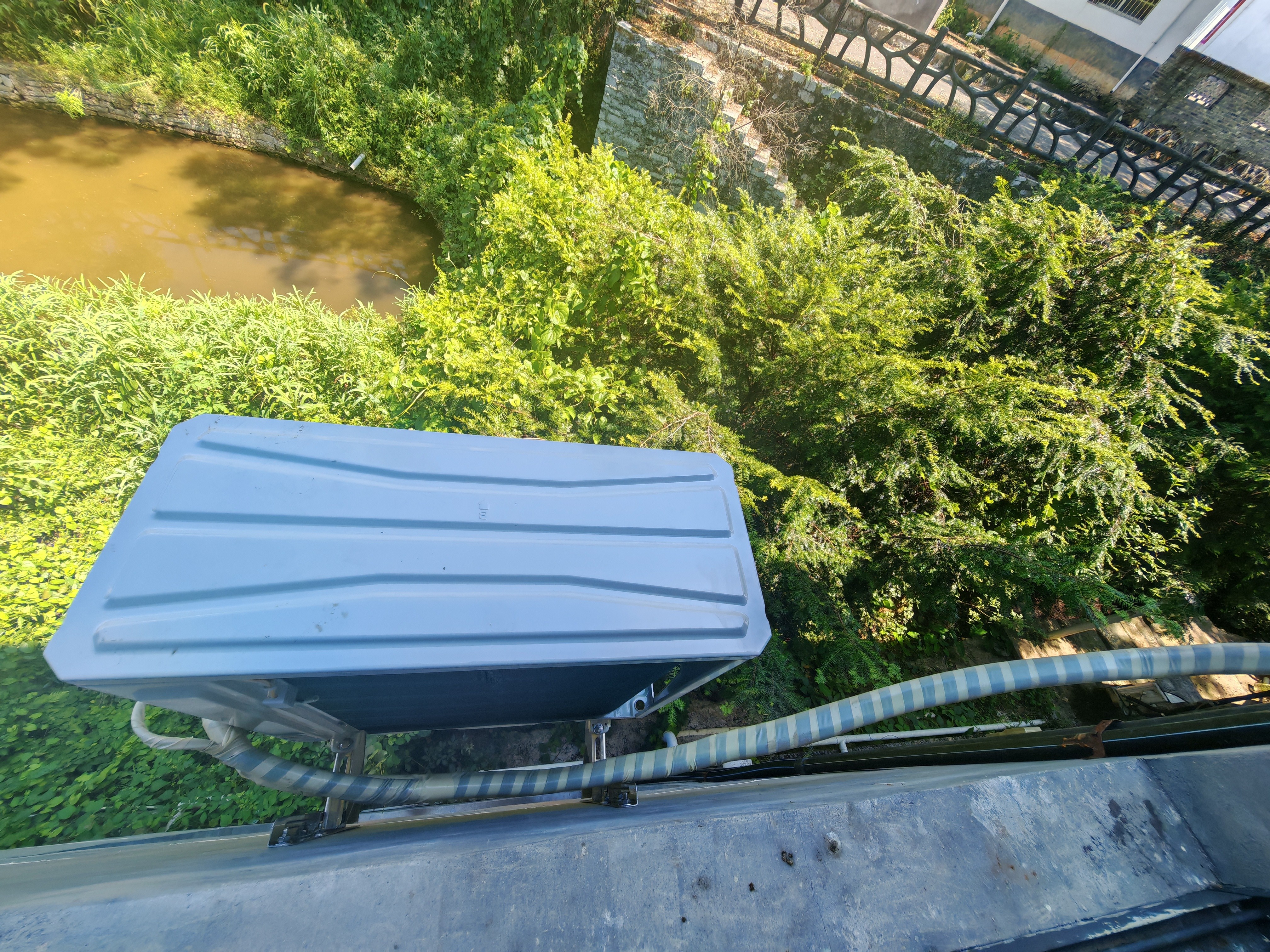 格力（GREE）御锦空气能热水器家用200升变频 超一级能效WiFi智控 纯热泵节能省电SXT200LCJW/Y1-1j家电补贴 实拍图