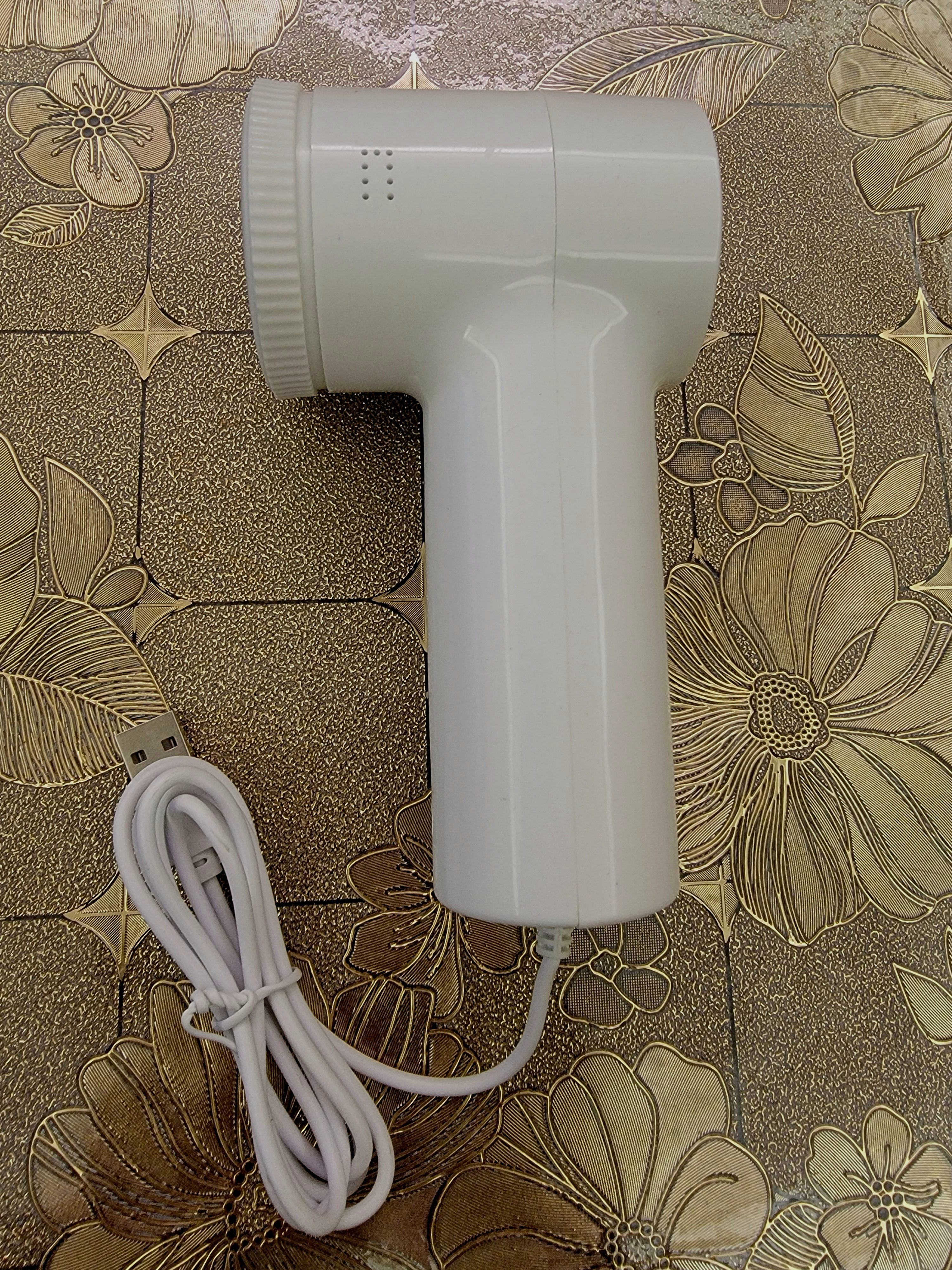【极速去球】毛球修剪器家用充电式剃毛机去毛球神器家用衣服衣物刮毛球剃毛器充电式衣物护理机 白色插电款【原装刀头】 实拍图