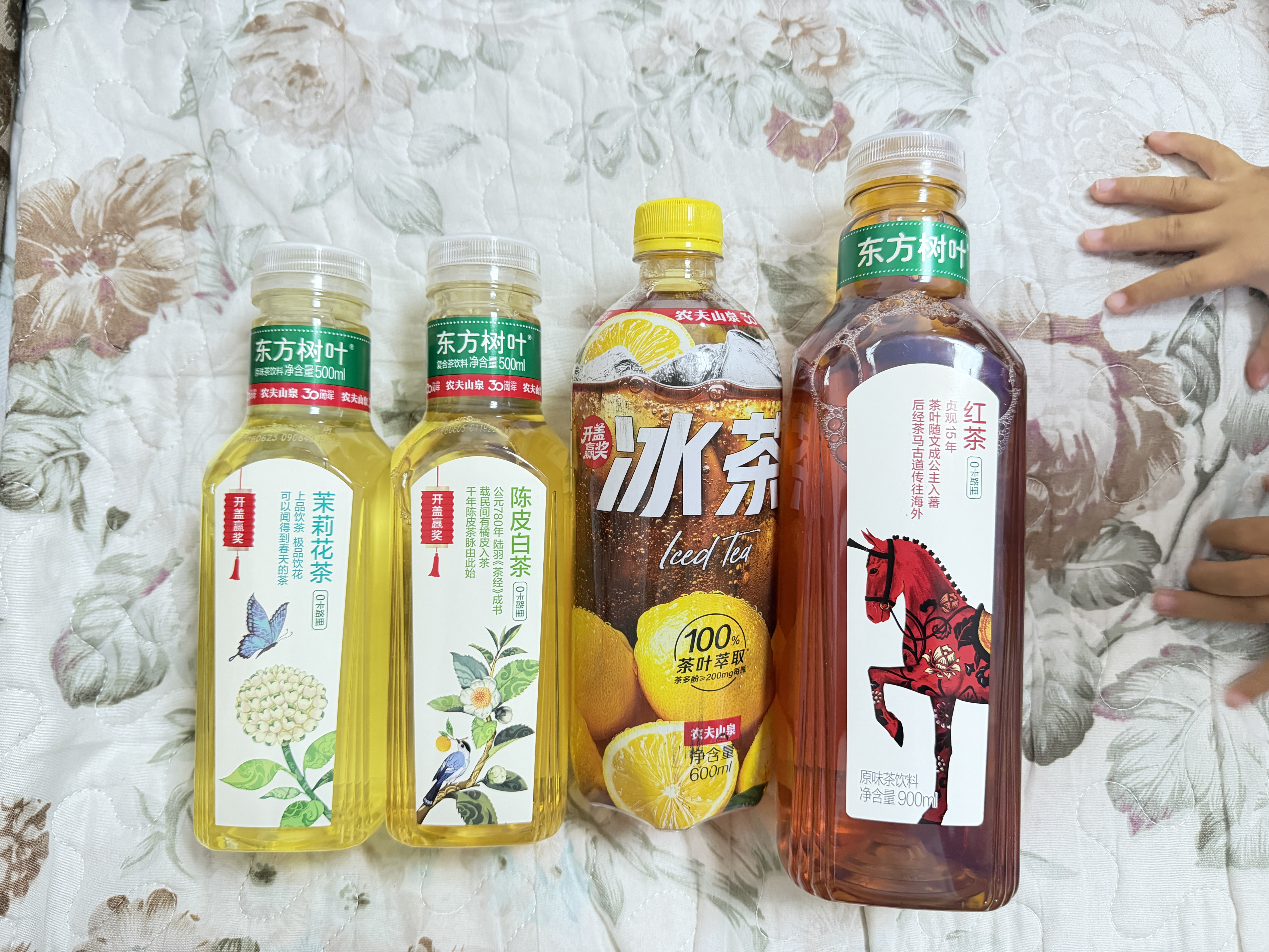 农夫山泉冰茶冰爽碳酸柠檬红茶气泡饮料600ml*15瓶100%茶叶萃取饮品 实拍图