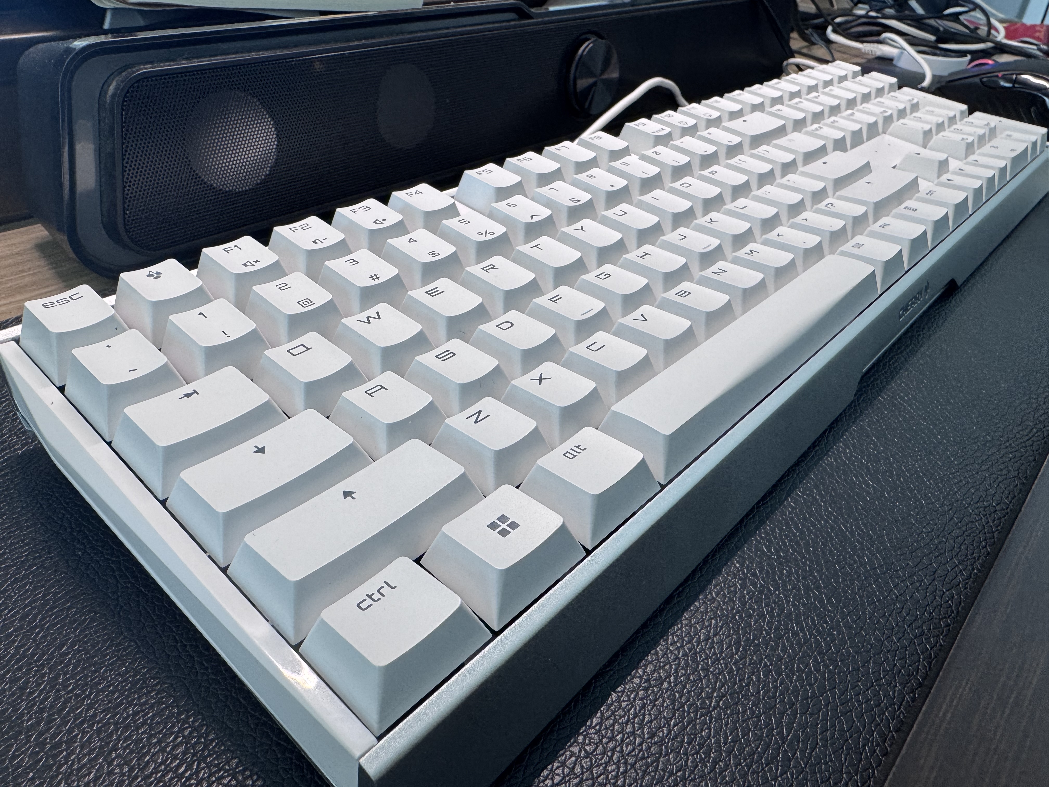 CHERRY樱桃MX3.0S机械键盘 游戏键盘 电竞键盘办公电脑键盘 有线键盘108键 铝合金外壳 实拍图