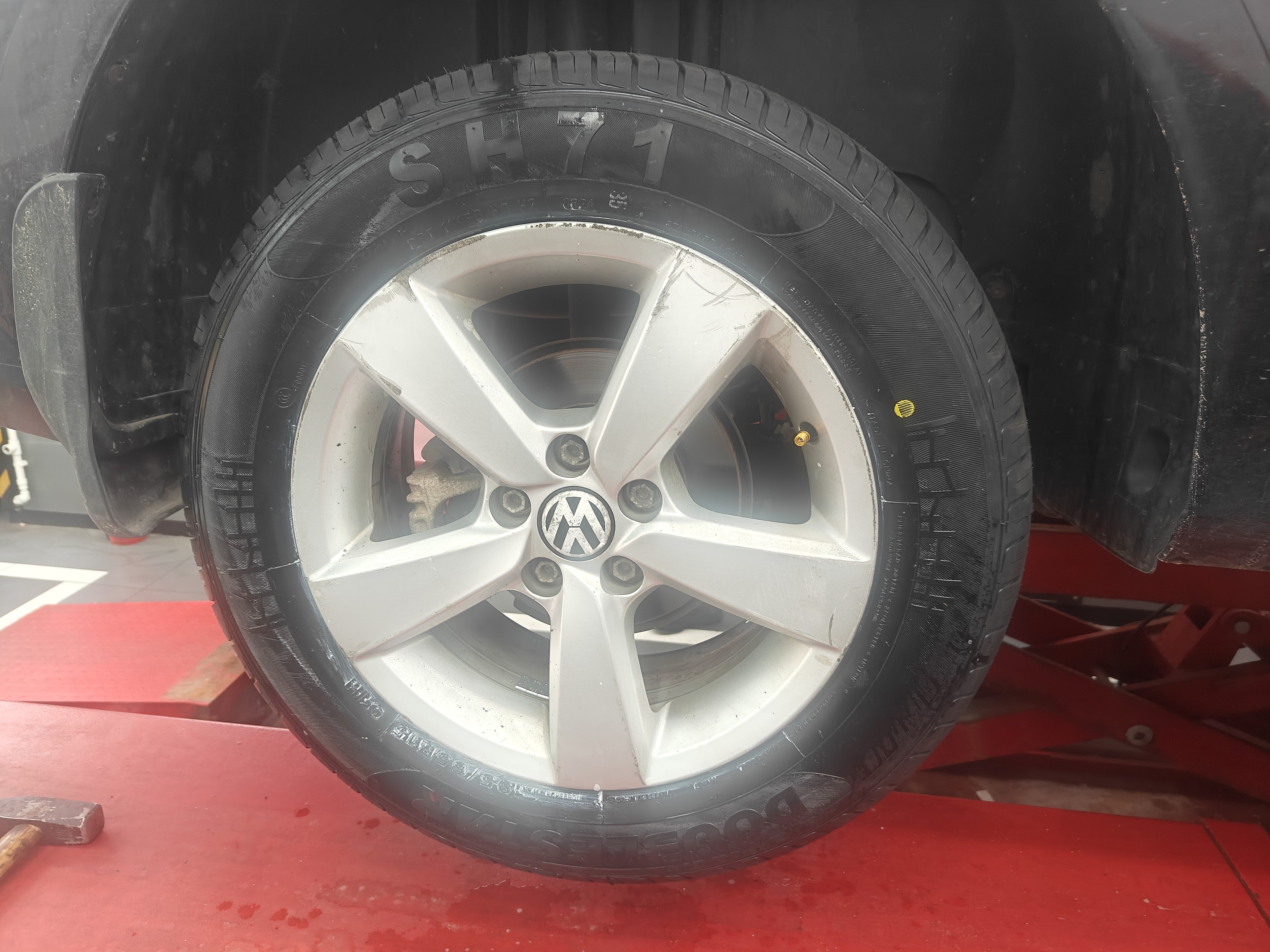 双星JUOGO轮胎 195/65R15 91H SH71适配新朗逸/新卡罗拉/雷凌/宝来 实拍图
