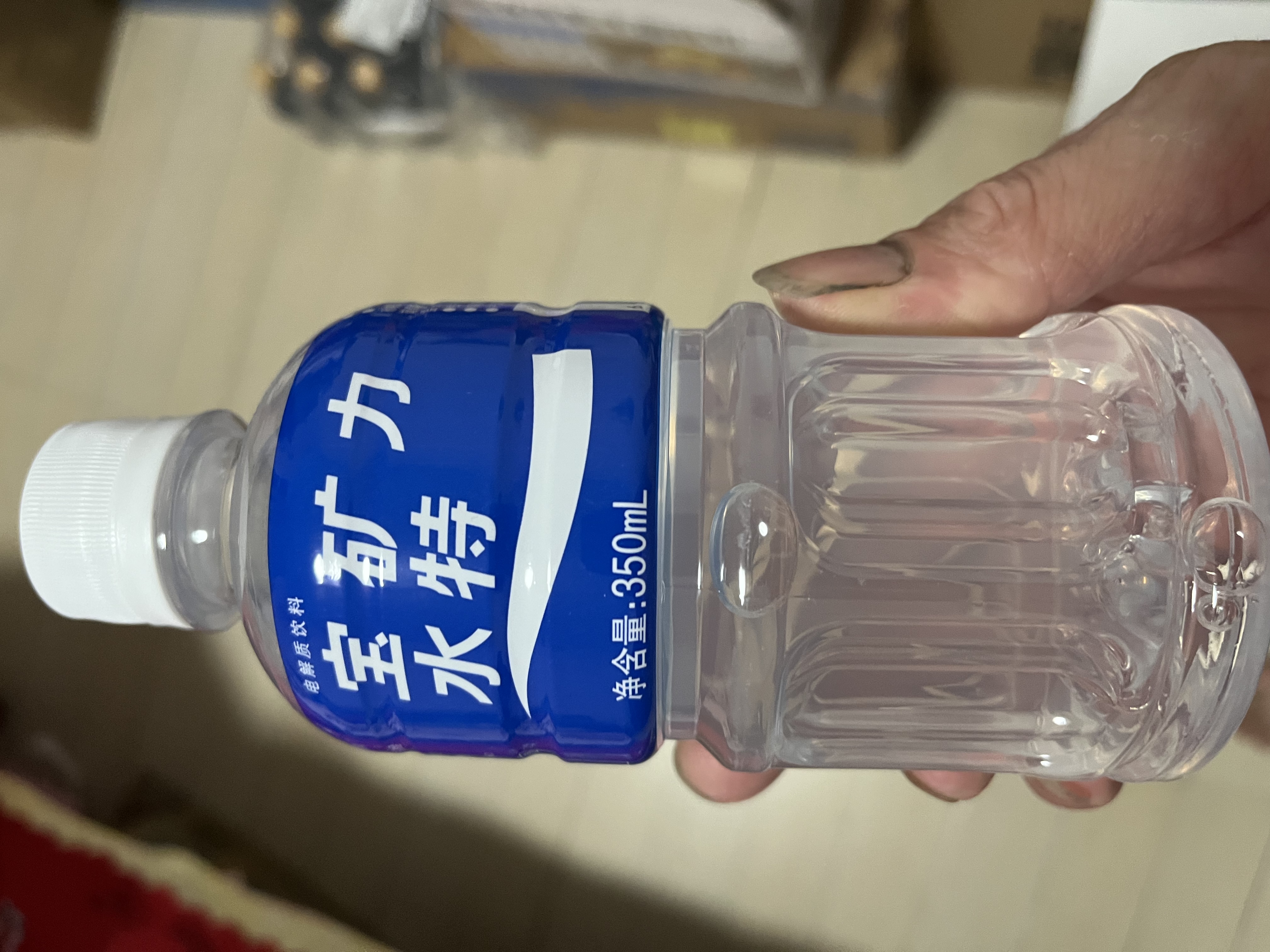 宝矿力水特电解质水健身功能运动饮料补充能量整箱350ml*24瓶便携 实拍图