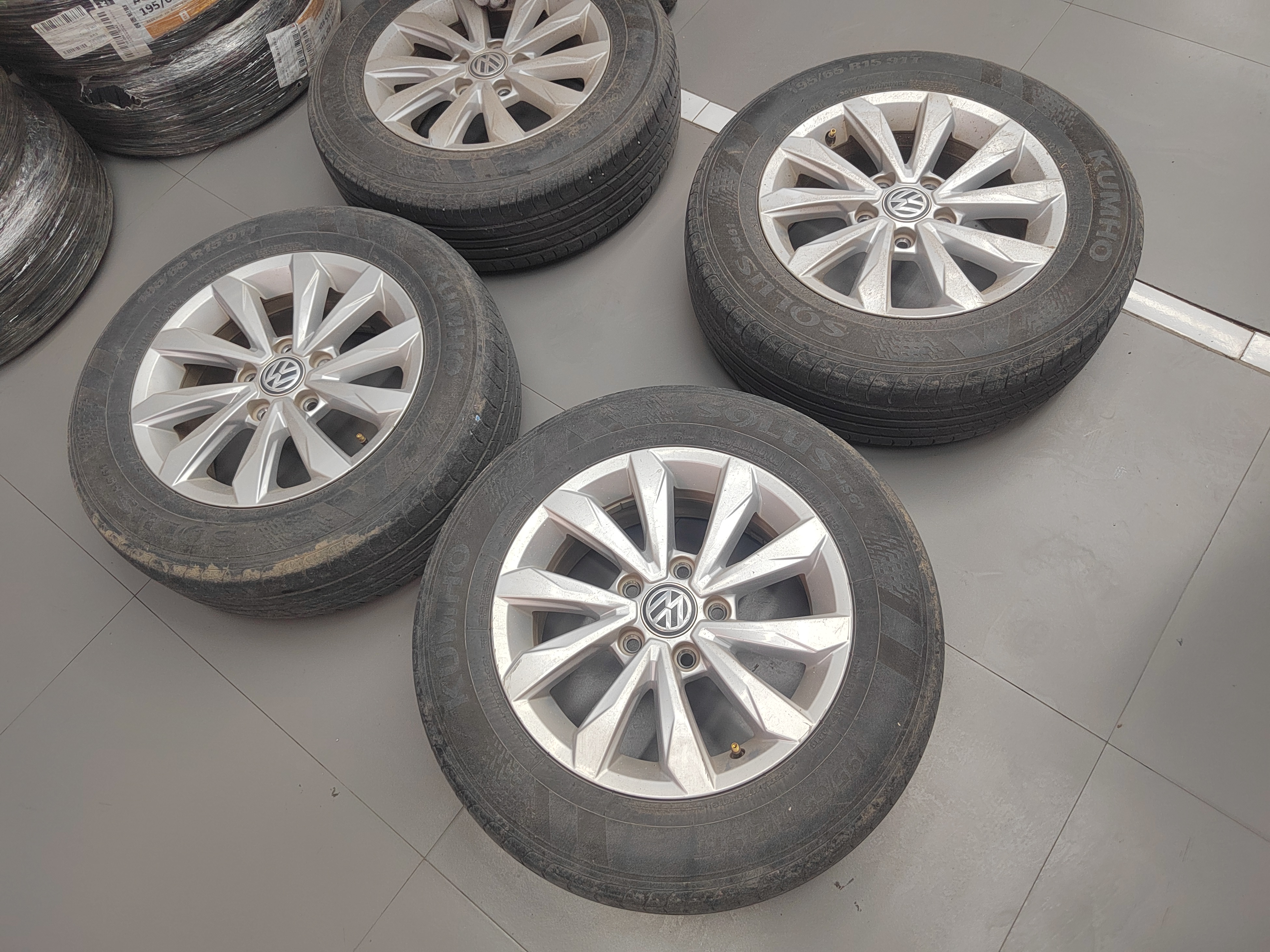 韩泰（Hankook）汽车轮胎 195/65R15 91H SK70 适配卡罗拉/朗逸/宝来/雷凌/福睿斯 实拍图
