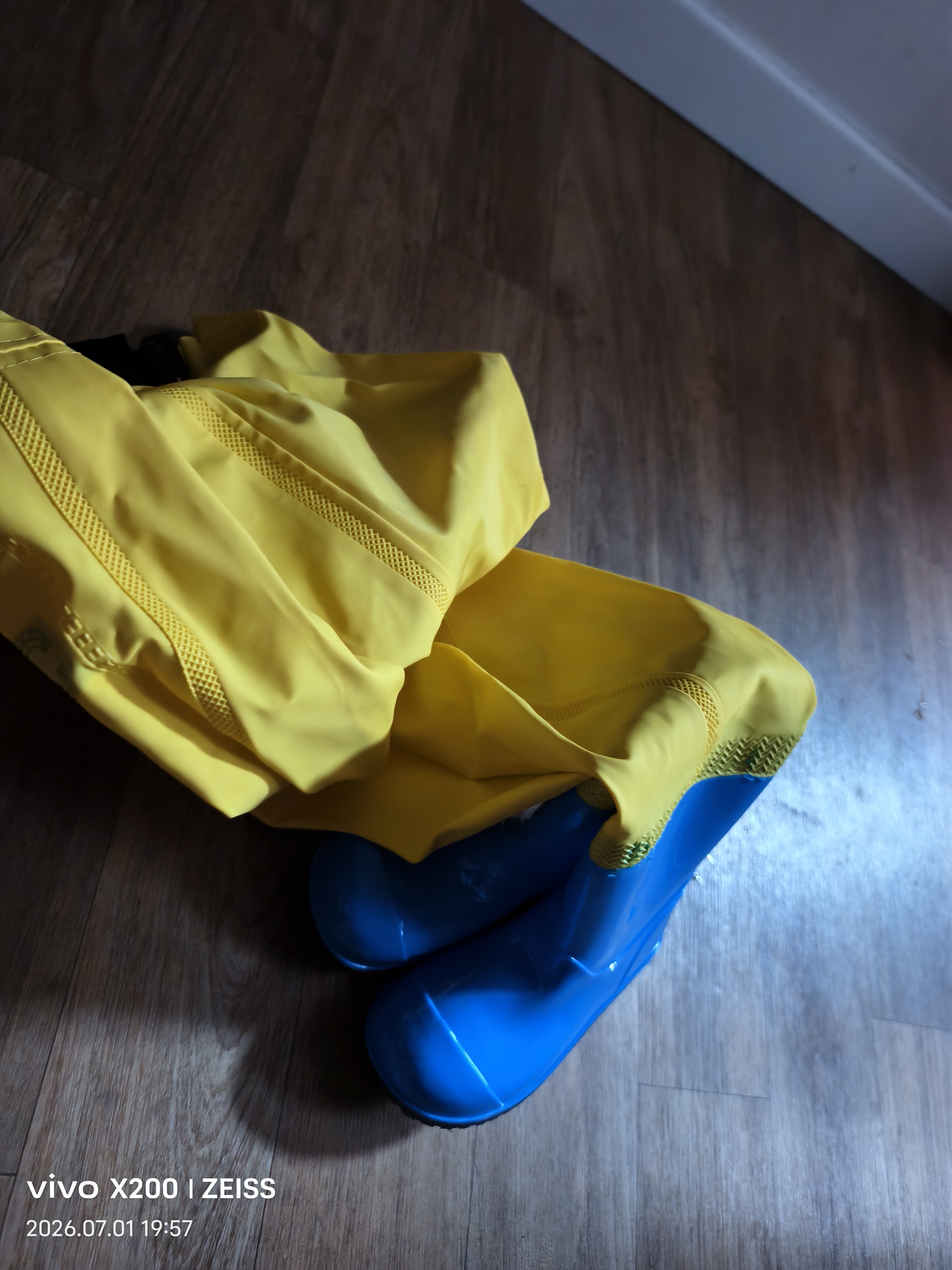 蓝鸥盾儿童赶海服男女雨鞋雨靴连体涉水裤玩水服防水涉水服YX1050 25 实拍图