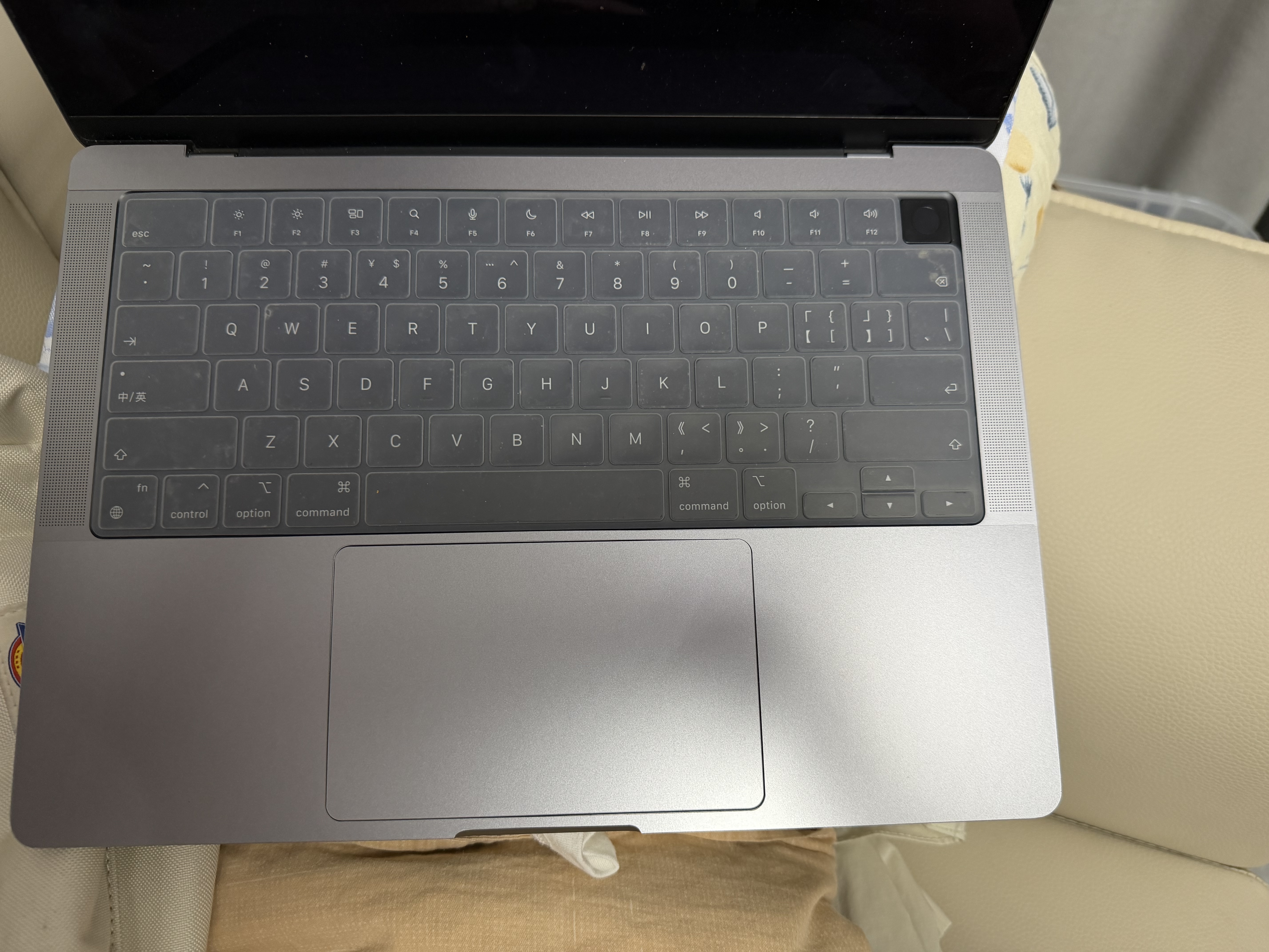 极川 Apple苹果MacBook Pro14英寸M5/4/3/2机身贴膜2026/25/24/23款笔记本电脑外壳保护膜3M贴纸灰色 实拍图