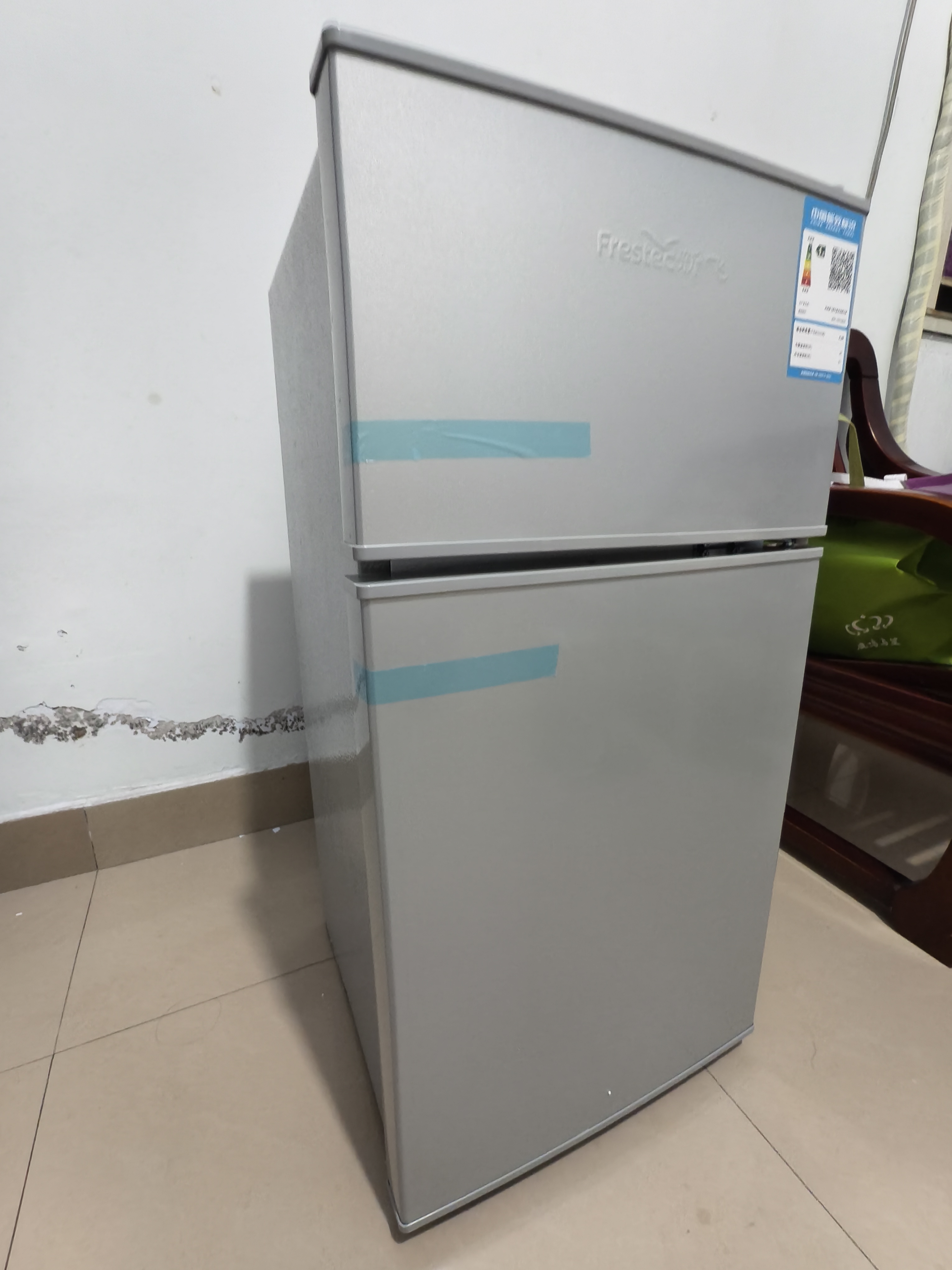新飞冰箱小型租房用 一级能效冷 藏冷冻两用1-2人家用小冰箱 出租房双门电冰箱办公室两门 26年升级 76A一级能效【保鲜盒款】银 实拍图