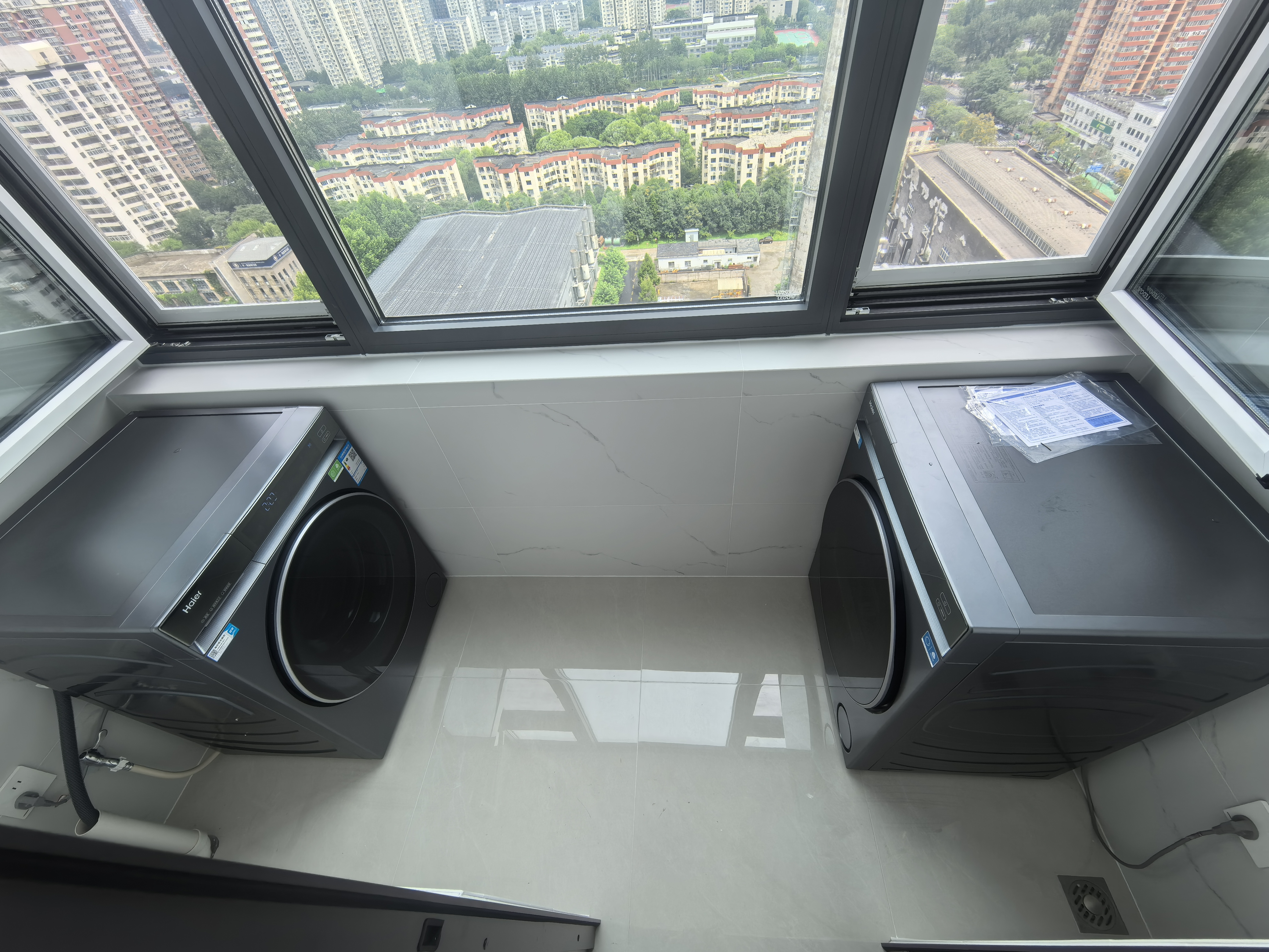 海尔（Haier）云溪3.0 滚筒洗烘套装10KG 全自动洗衣机+热泵烘干机 家用 家电补贴京东自营 583+583 实拍图