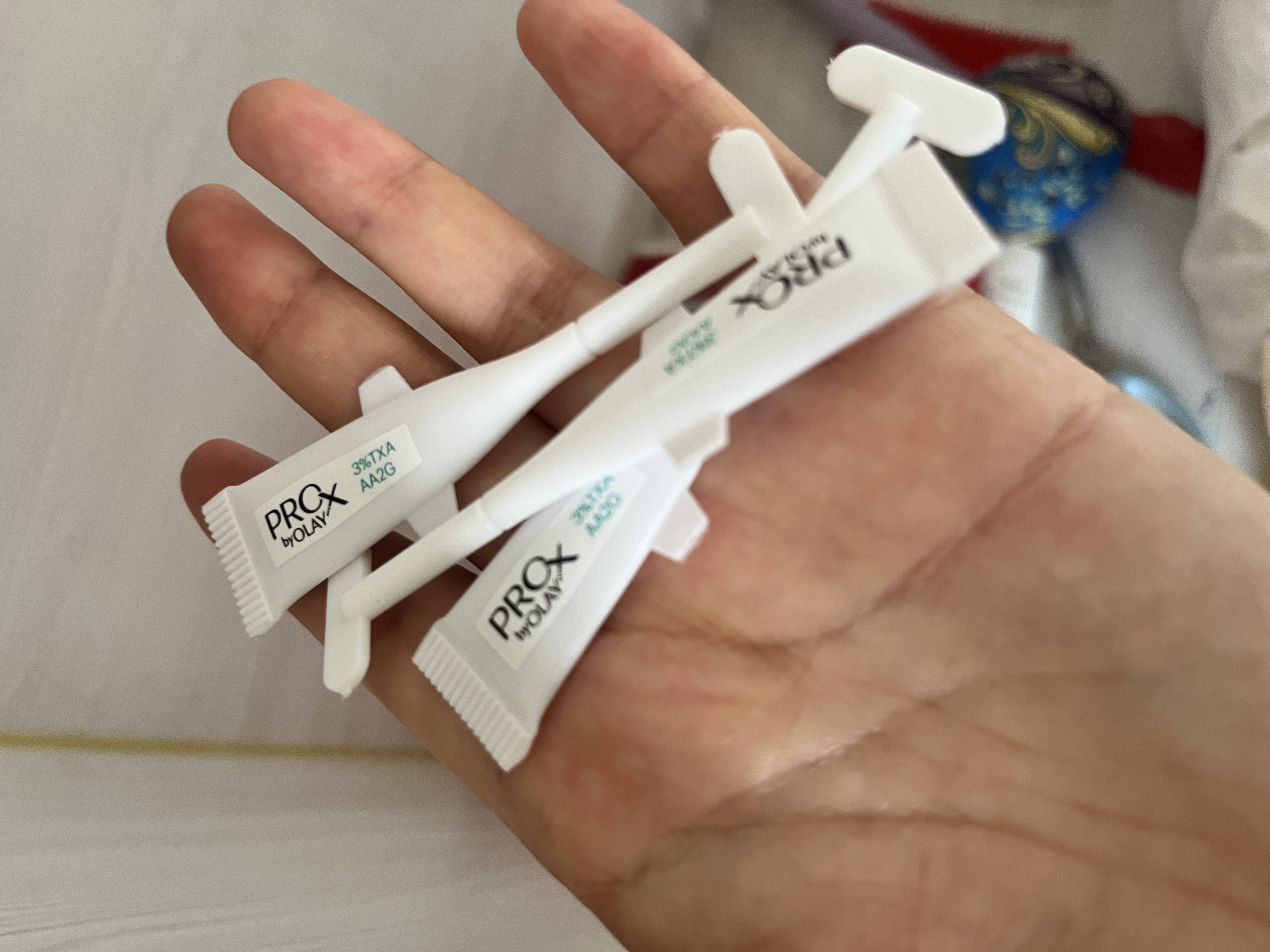 玉兰油（OLAY）淡斑小白瓶40ml传明酸面部精华液ProX护肤品美白生日礼物张峻豪 实拍图