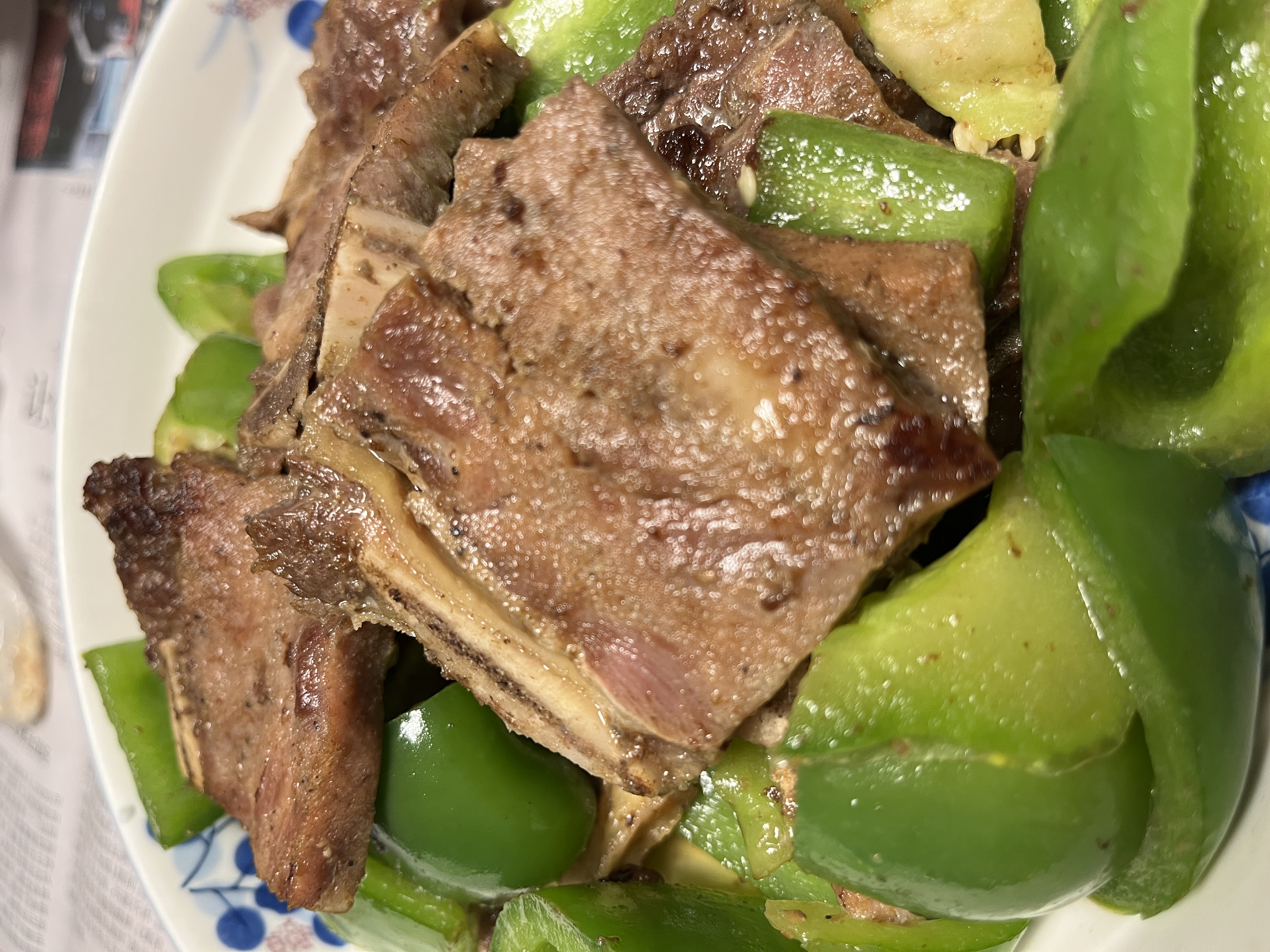 大希地腌制 调味牛仔骨 带骨小牛排  牛肉 牛肋骨烧烤食材冷冻 400g 实拍图