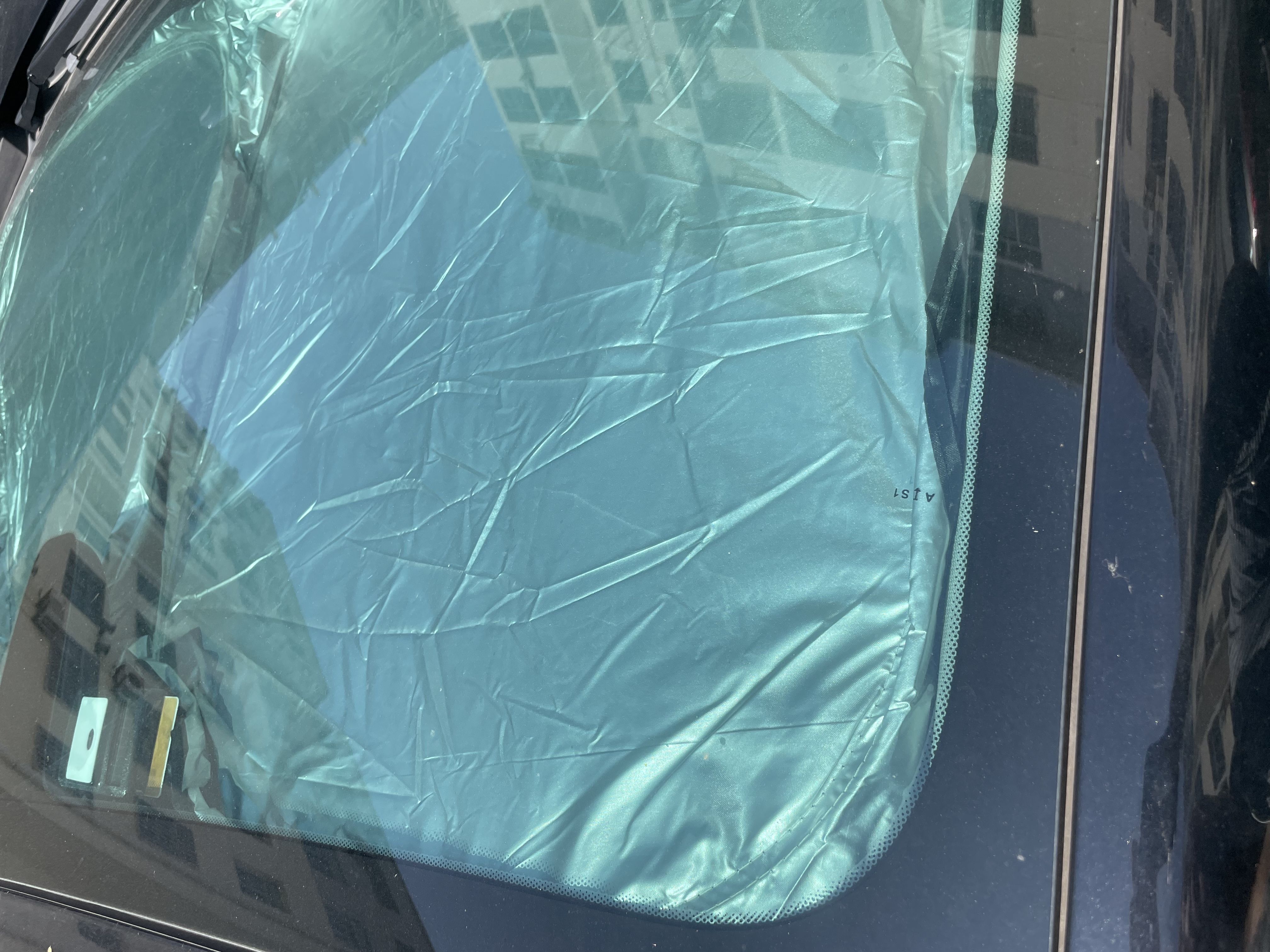汽车遮阳挡前挡玻璃防晒遮阳帘夏季车窗用遮光神器车载遮阳板 【加厚遮阳挡】-无缝不透光 钛银款【80*145】 各种车型通用 实拍图