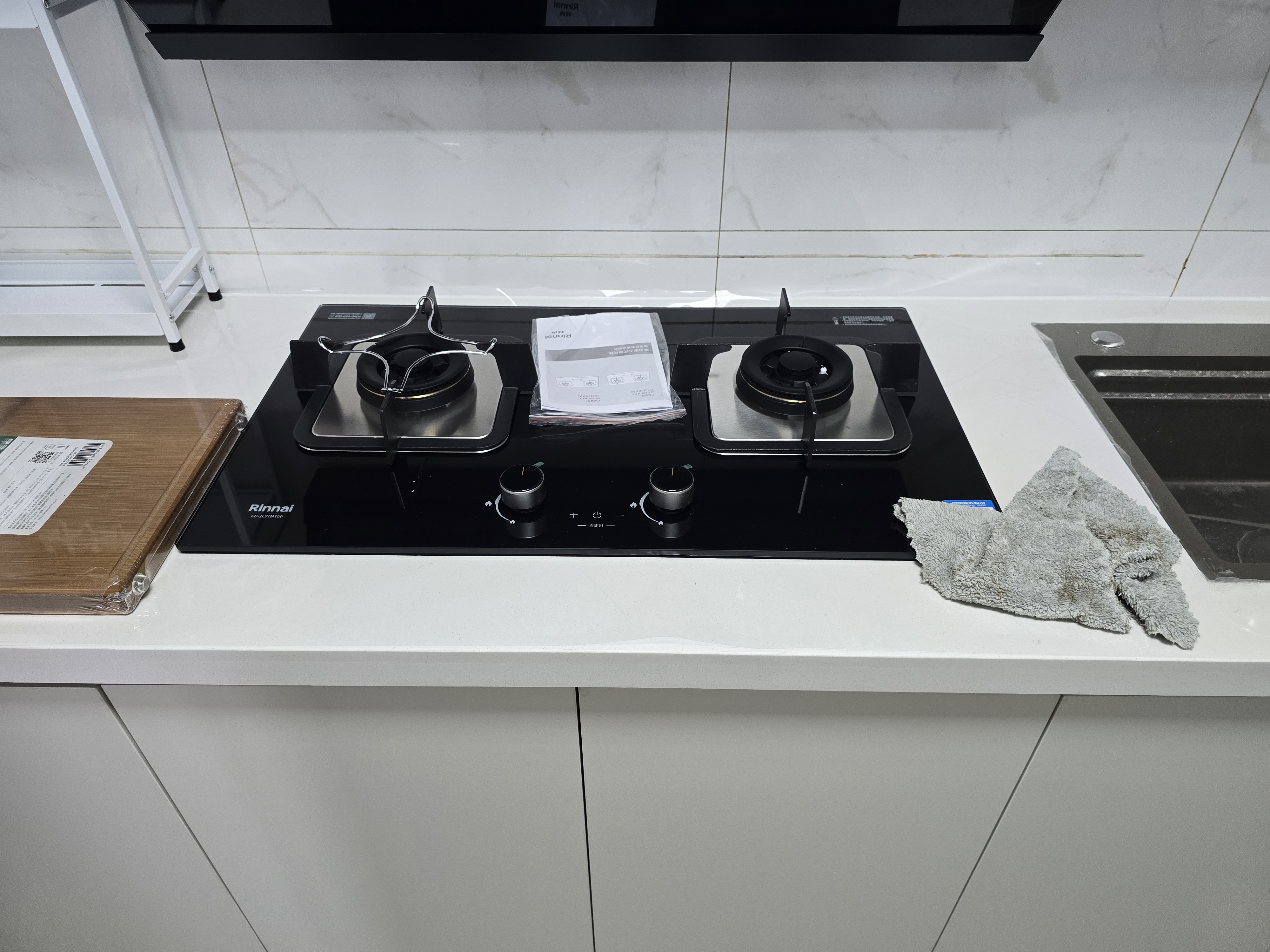 林内（Rinnai）燃气灶家用嵌入式天燃气灶台嵌两用可调节5.2kW定时猛火爆炒天然气灶 2E07MTX 实拍图