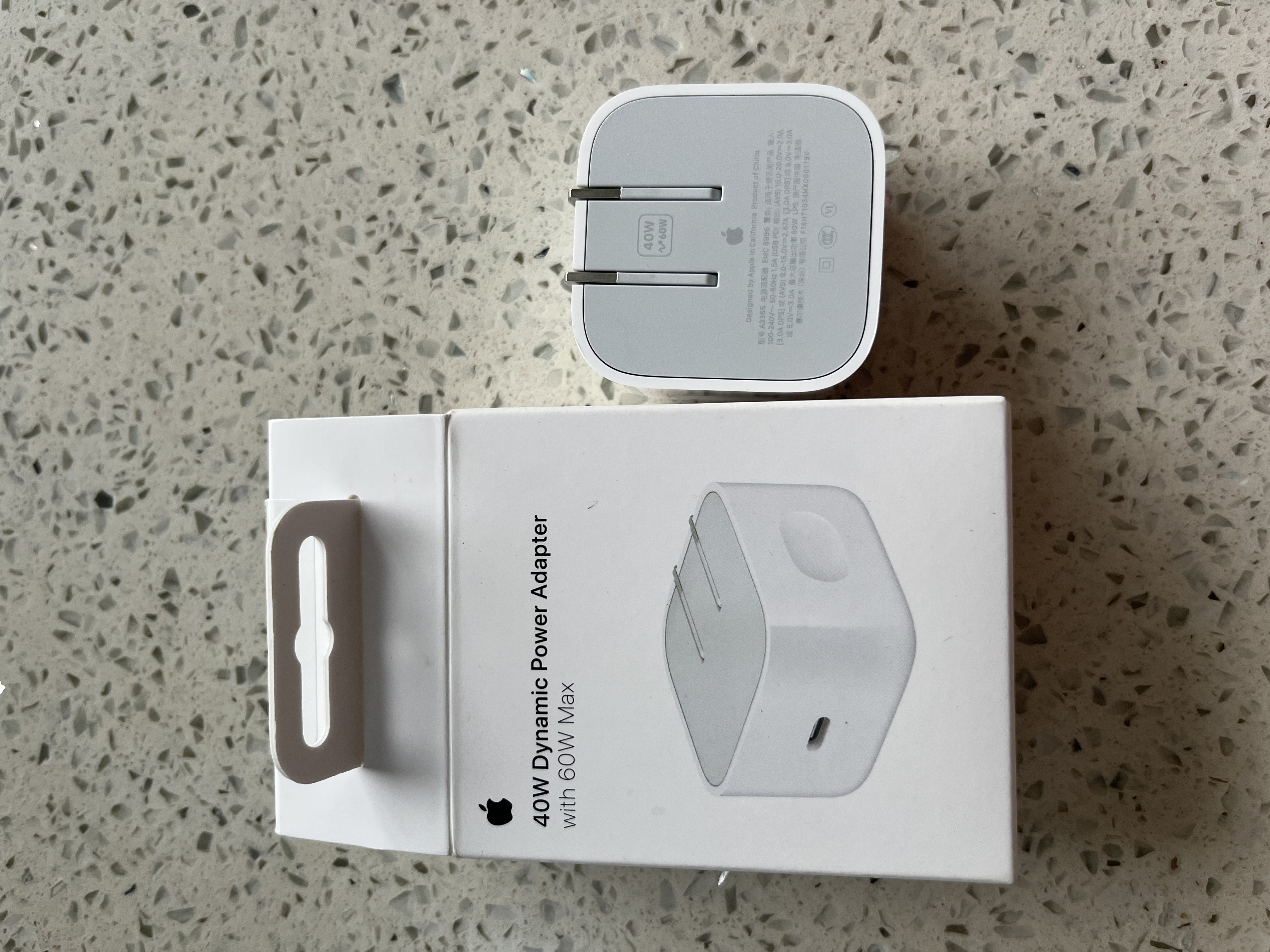 Apple/苹果 40W type-c快充充电器 苹果usb-c原装充电头 旗舰店新款苹果iPhone 17 Pro Max充电器 实拍图