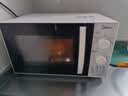 美的（Midea）快捷微波炉 360°转盘加热 旋钮操控 五档火力 3-5人用 23L（M1-230E） 实拍图