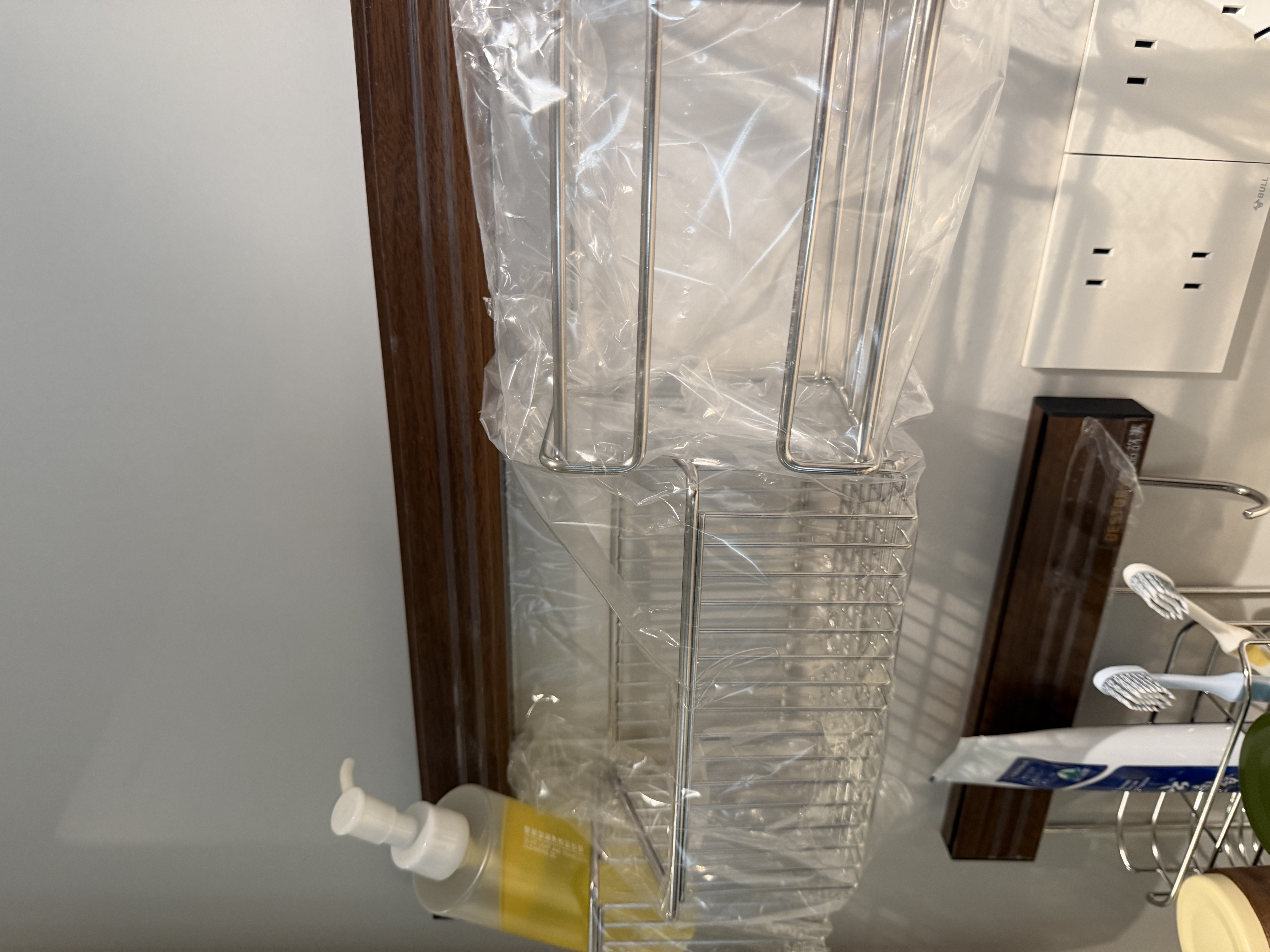 良品故事浴室不锈钢置物架免打孔卫生间洗手间洗漱台水龙头壁挂快拆收纳篮 19号【18cm】纸巾架 实拍图